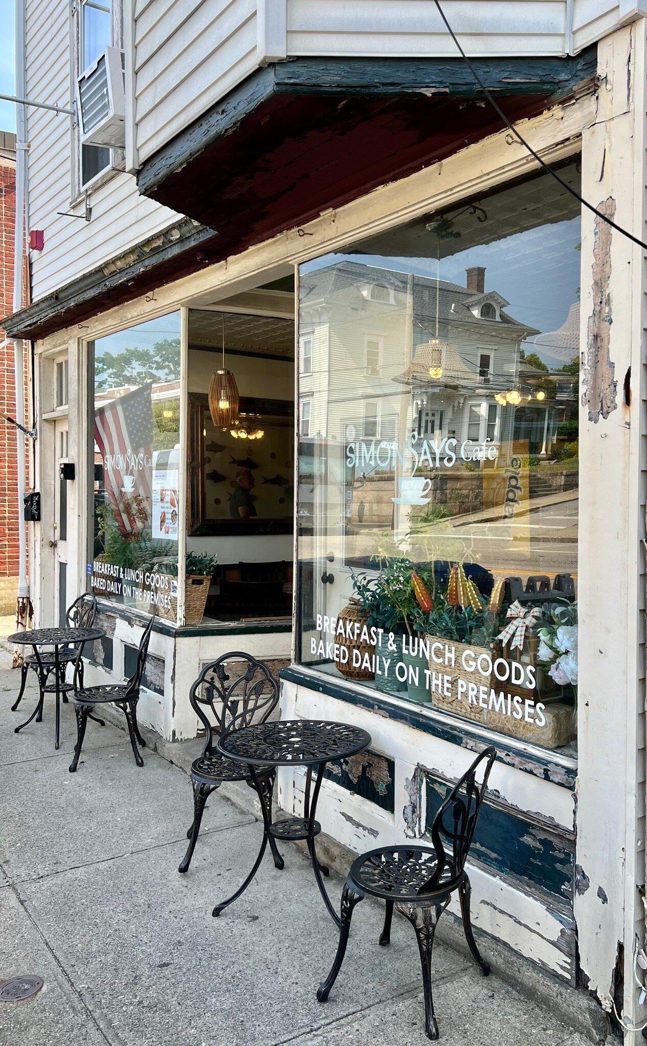 Simon Says Cafe & Deli