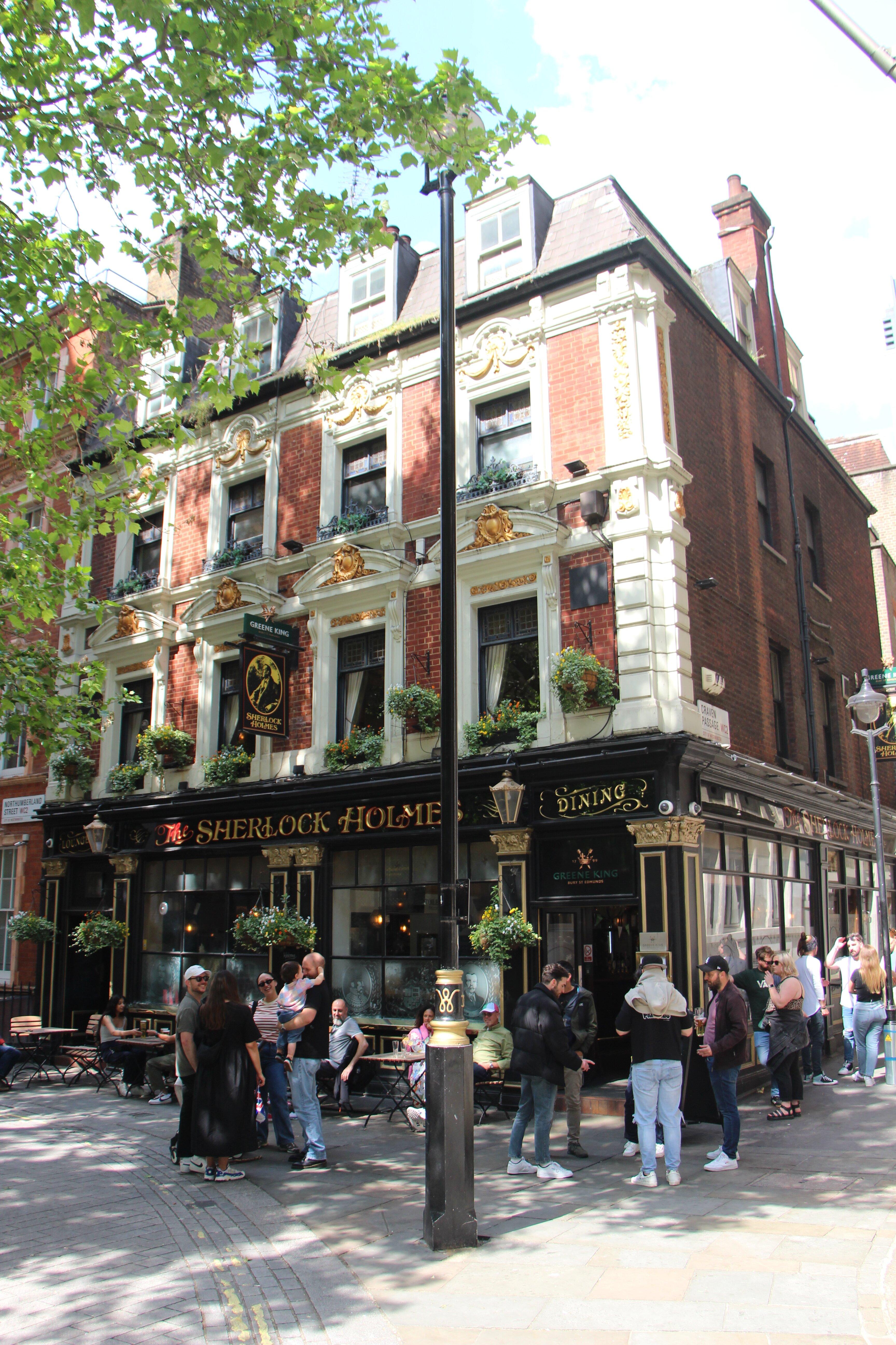 Sherlock Holmes Pub
