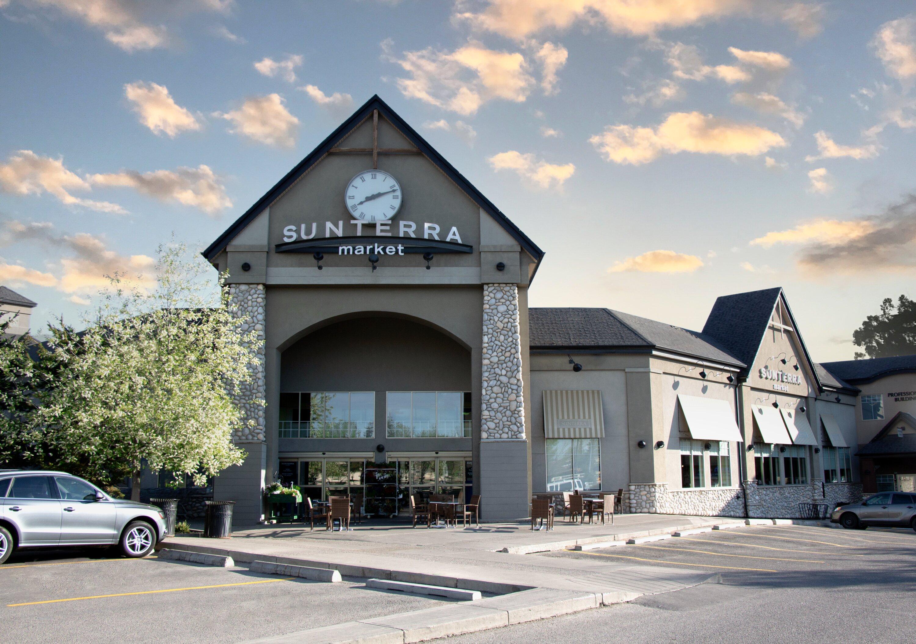 Sunterra Market, West Market Square