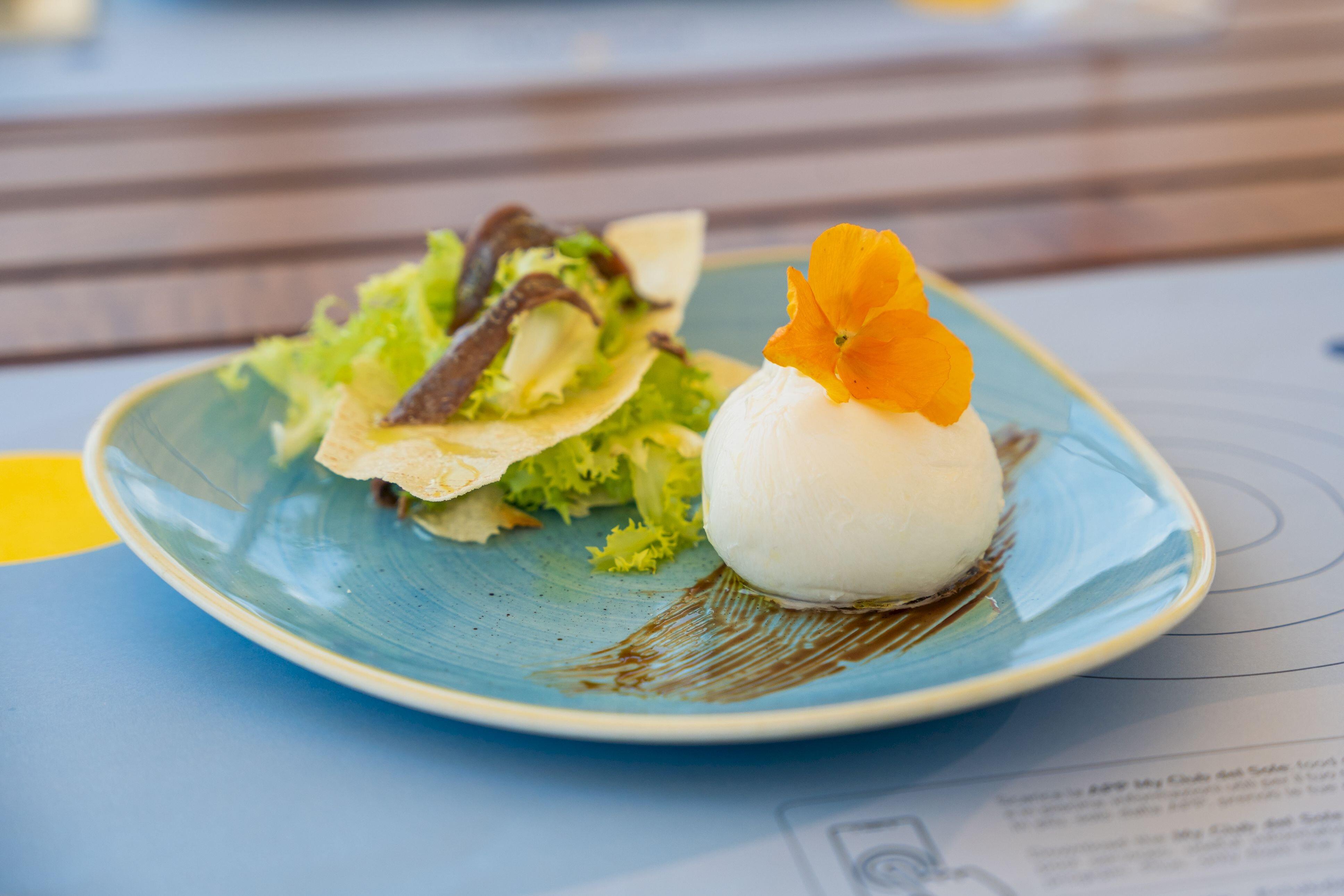 Dolcevita 11 Beach Club & Restaurant