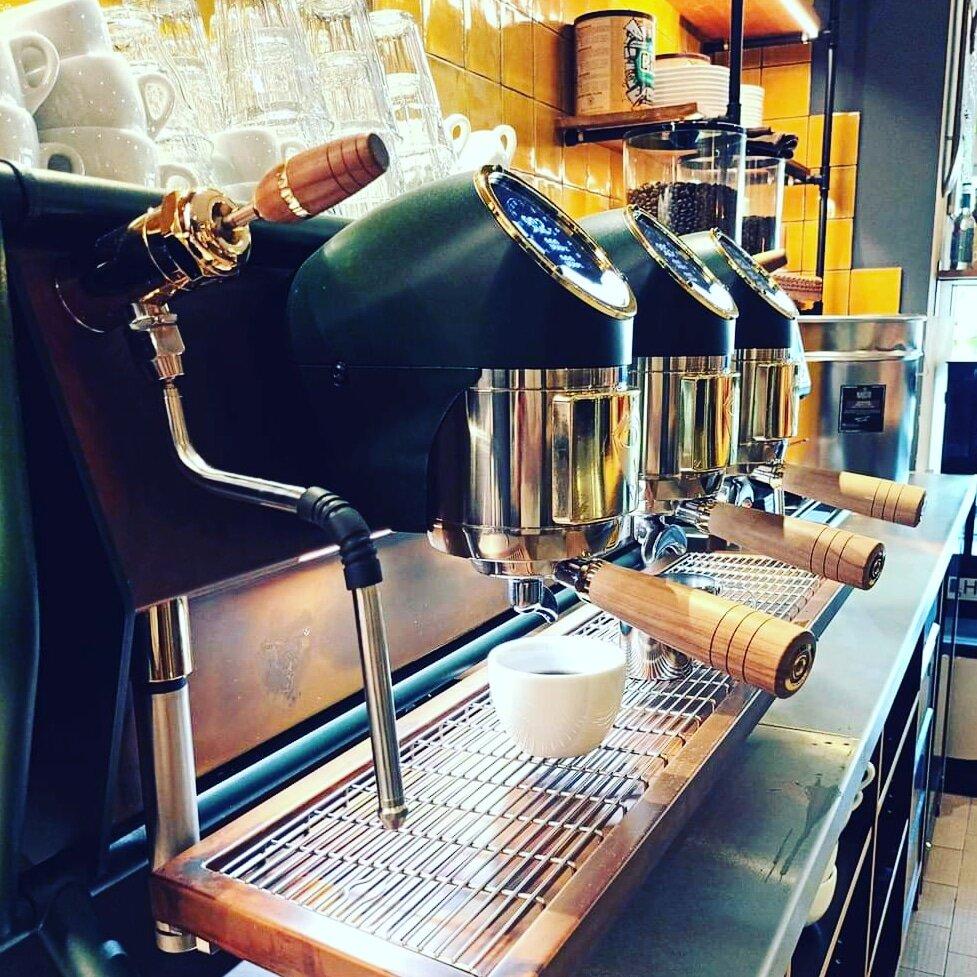 DAS KAFF - Bagel Bar and Coffee Salon