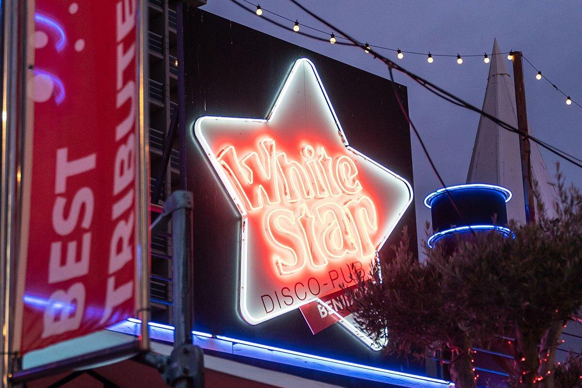 White Star Pub