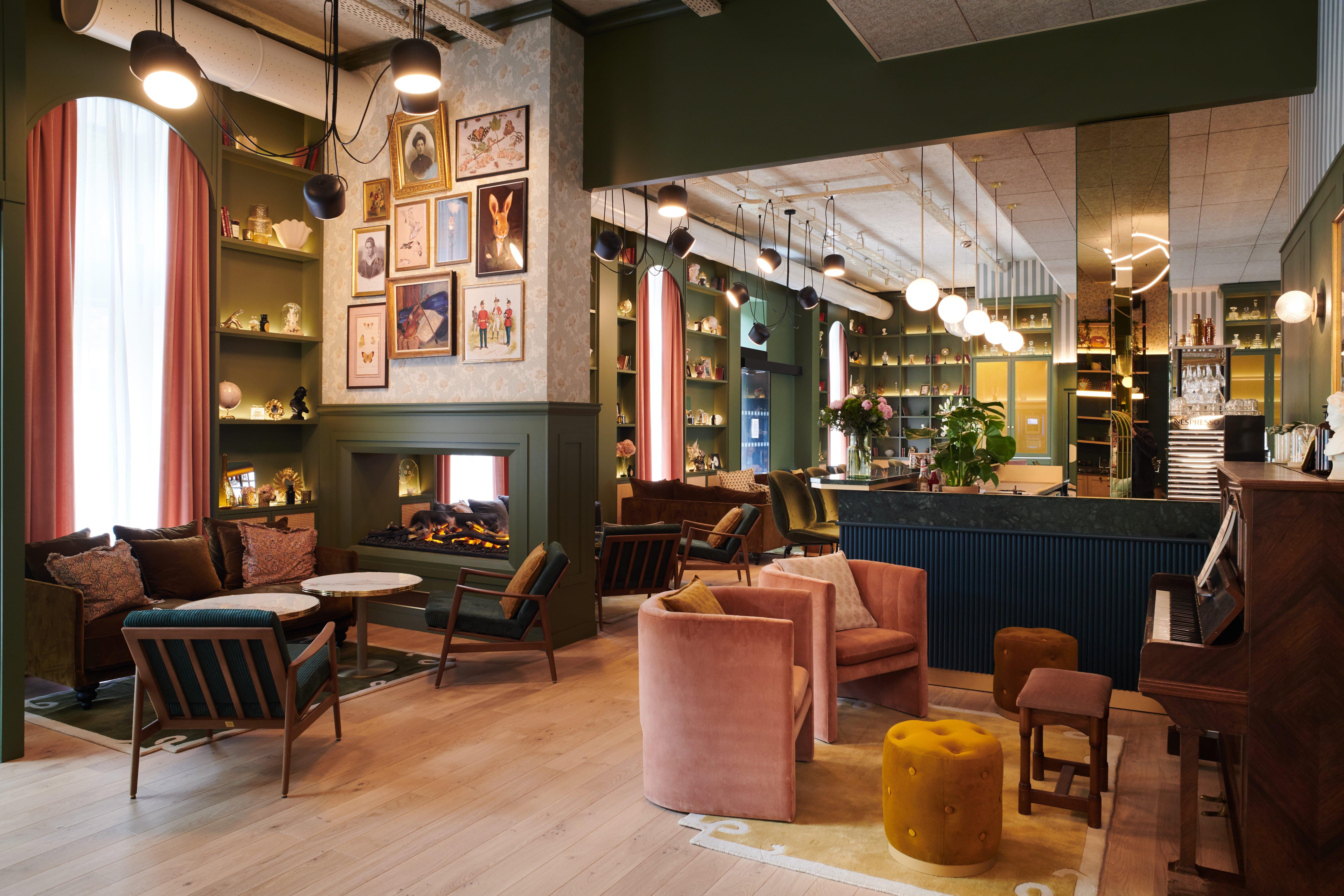 Hôtel Square Lodge Handwritten Collection