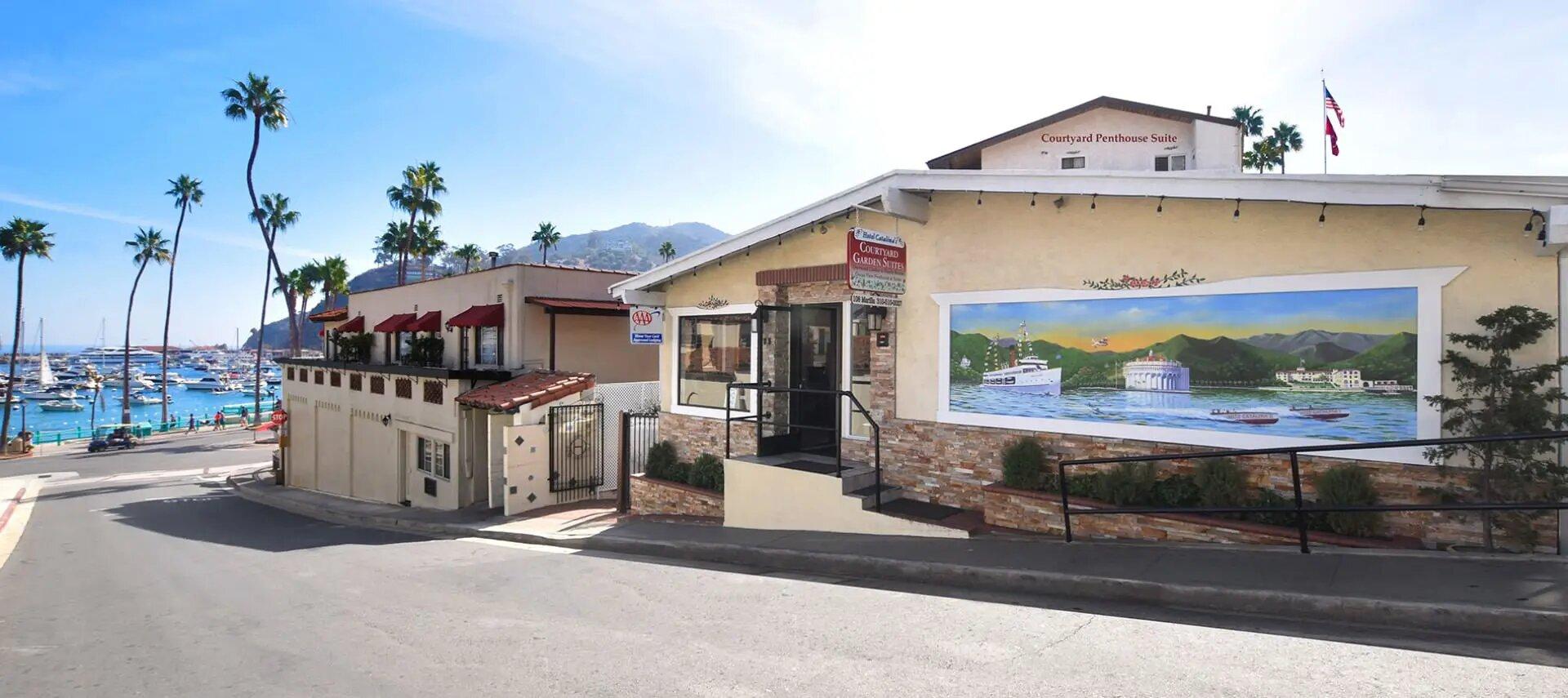 Catalina Courtyard Suites