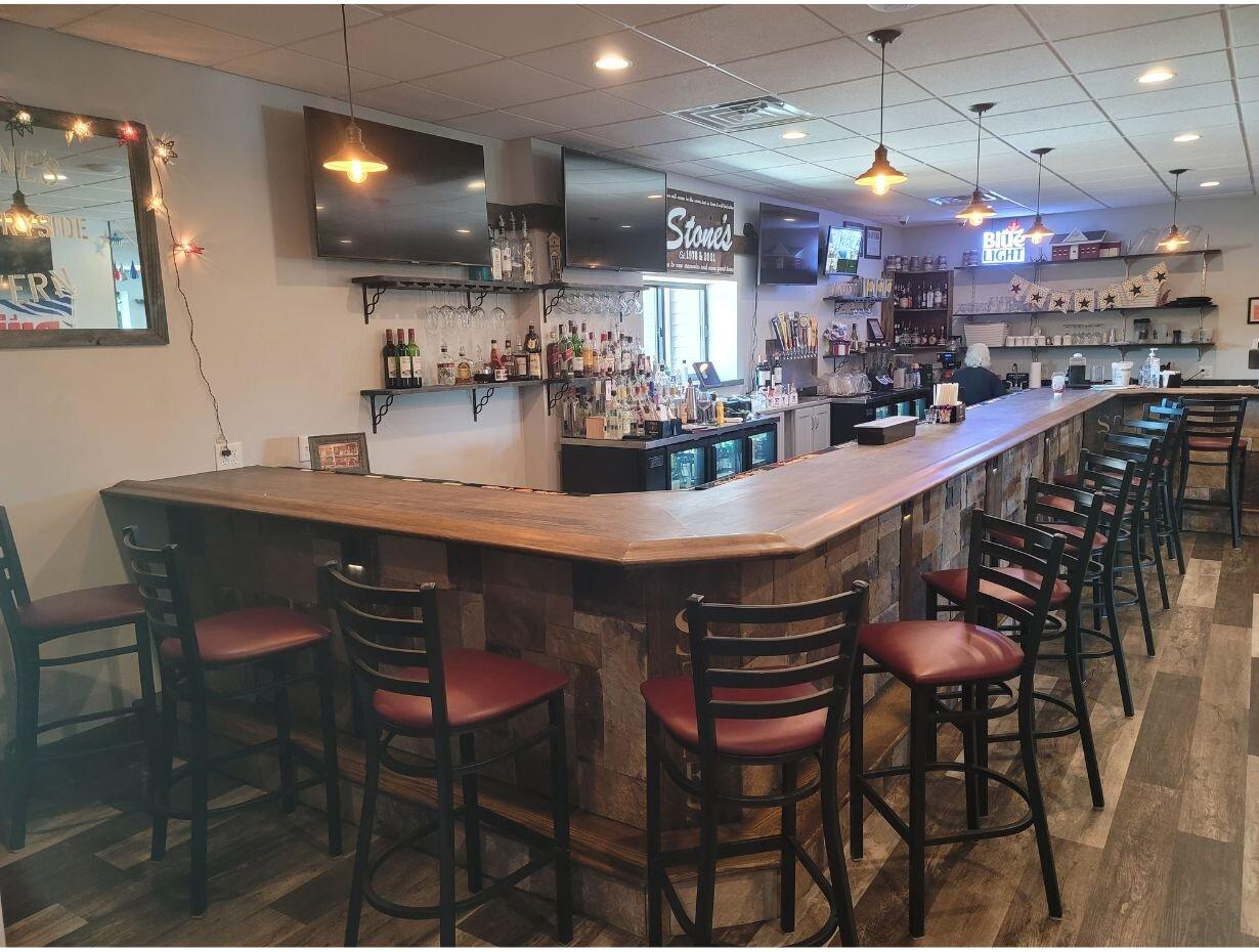 Stone's Countryside Tavern