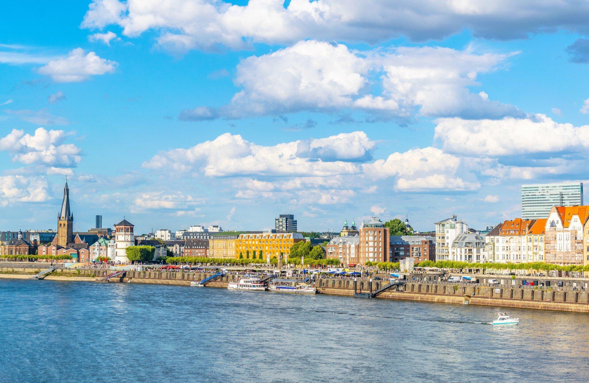 Hint-caching Scavenger Hunt Dusseldorf