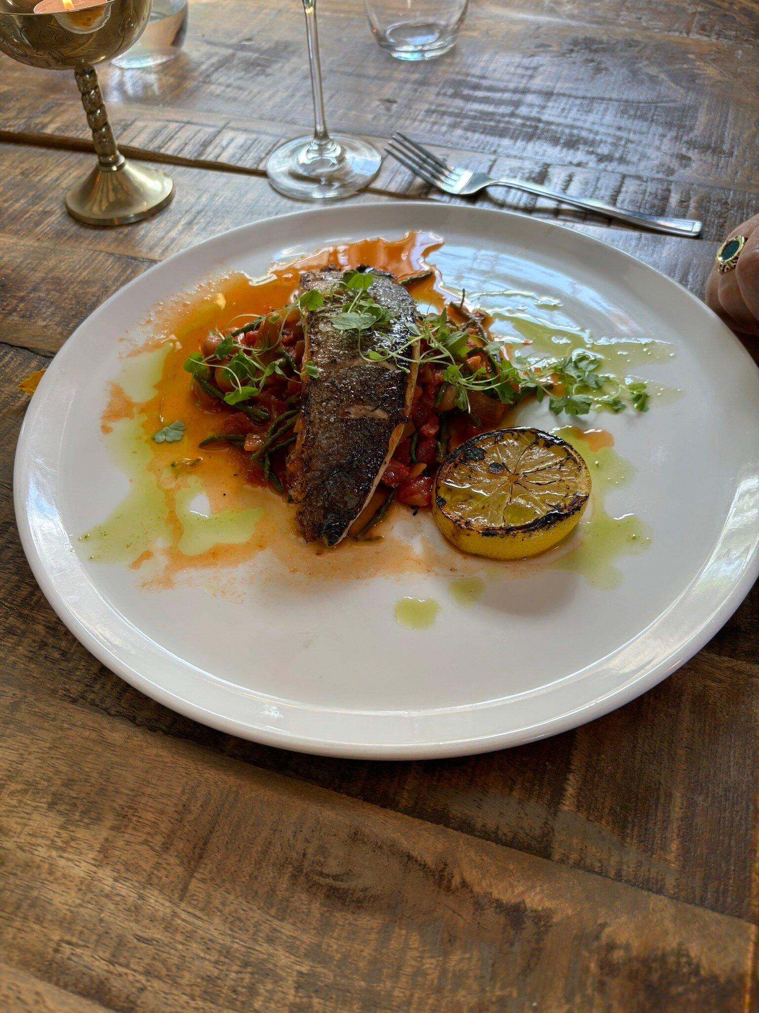 Three Horseshoes, Lickfold