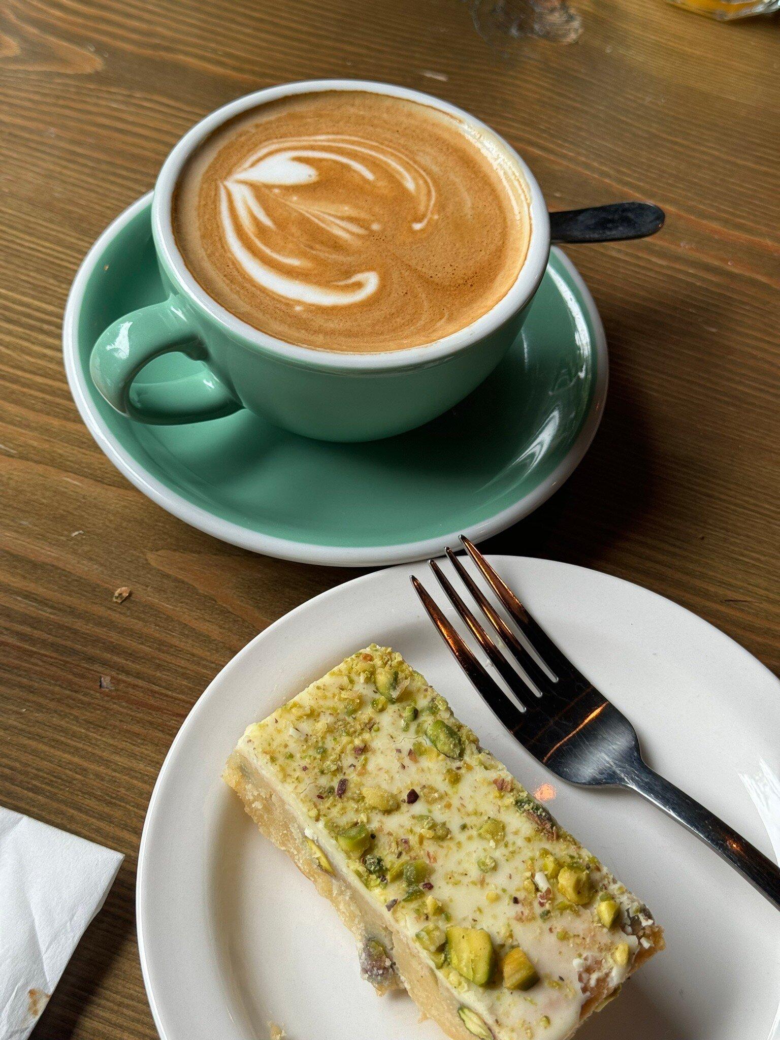 200 Degrees Coffee Shop