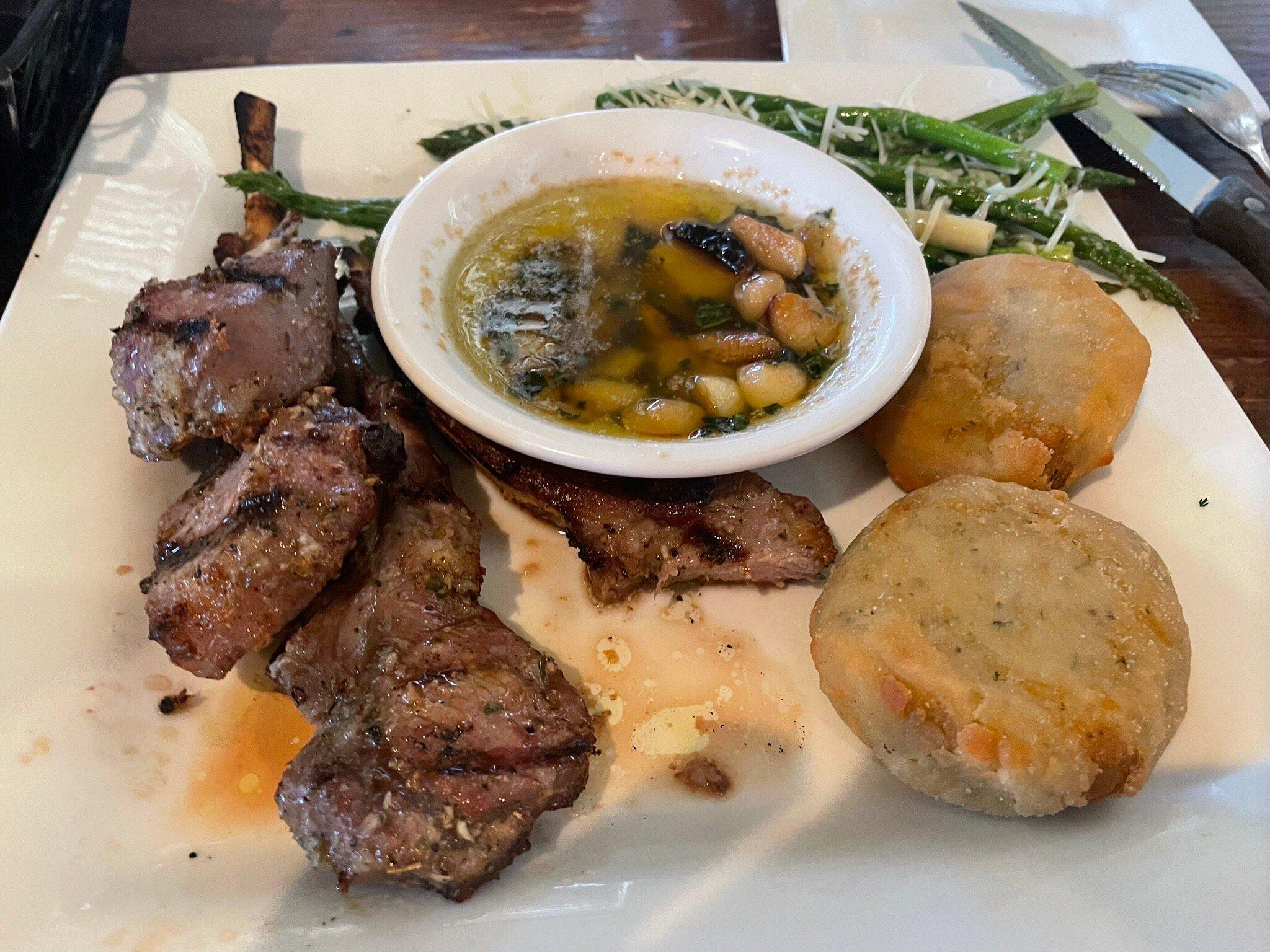 Pentagon Bistro & Martini Bar