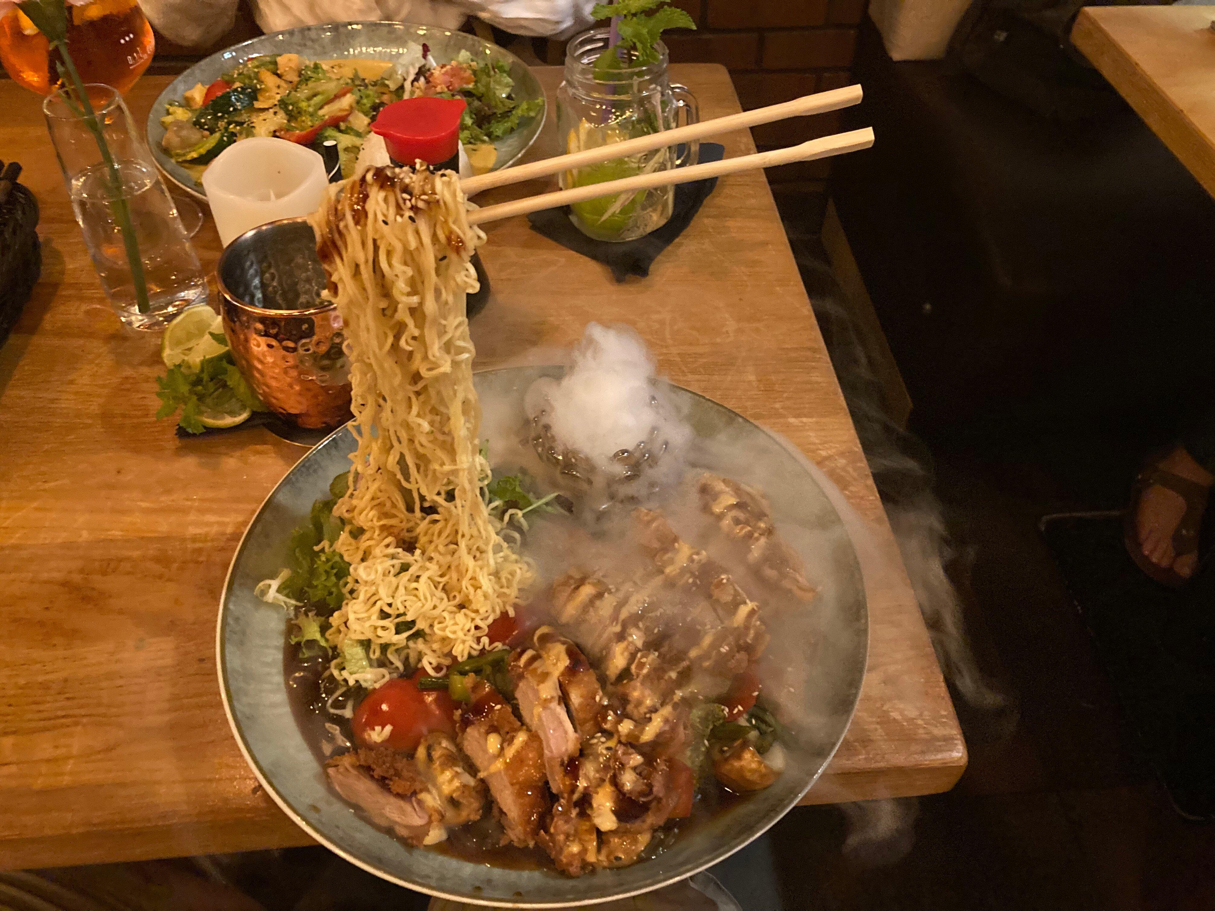 Foody Foody Restaurant