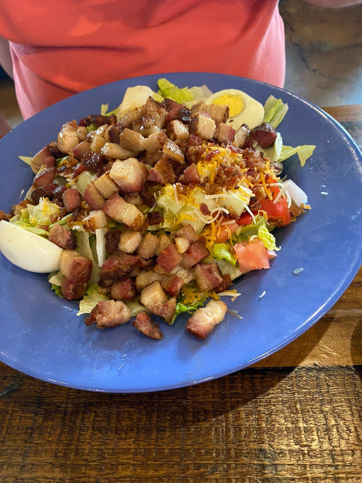 Photo by thehappytravelors