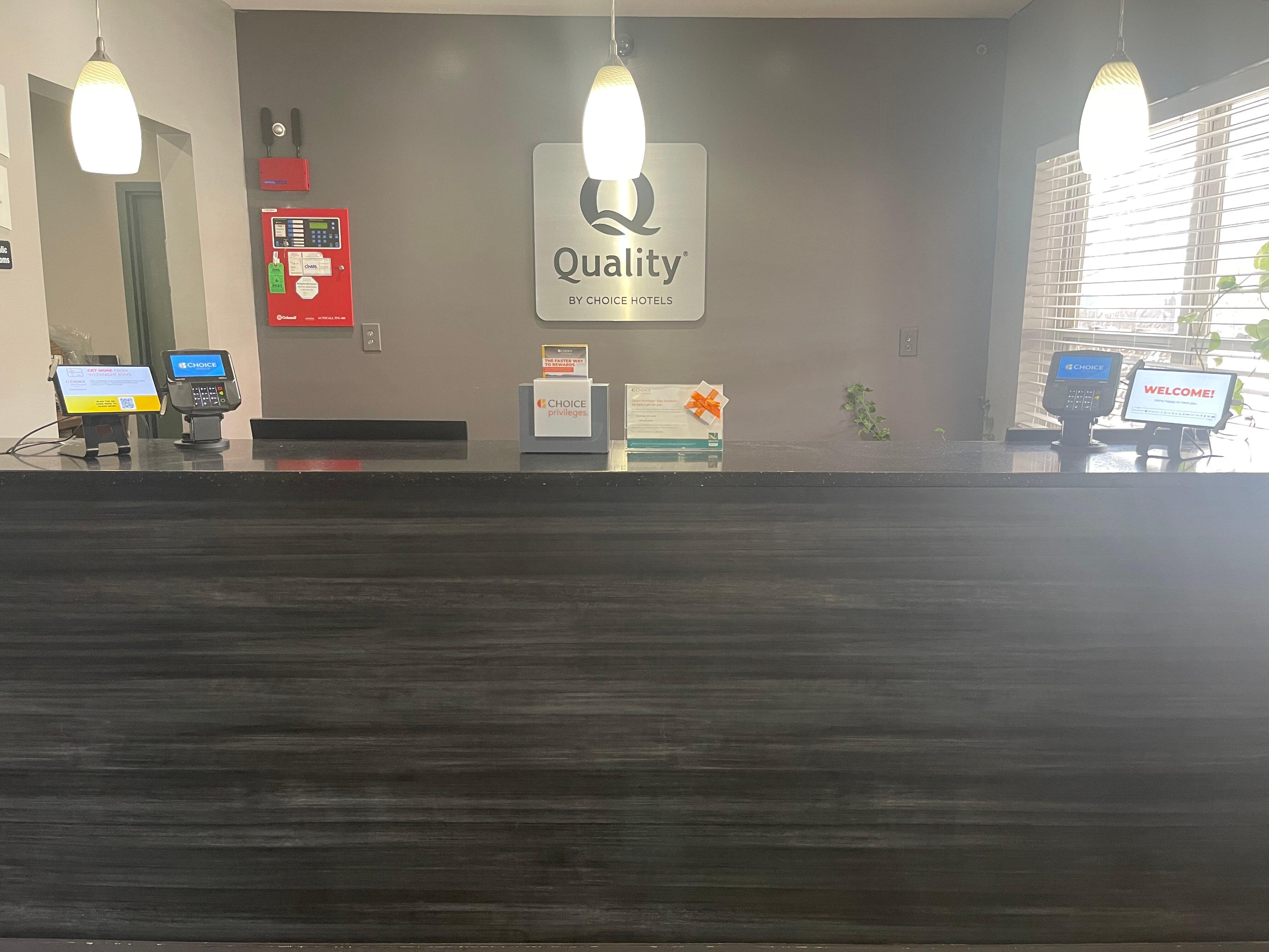 Quality Inn & Suites Cincinnati Sharonville