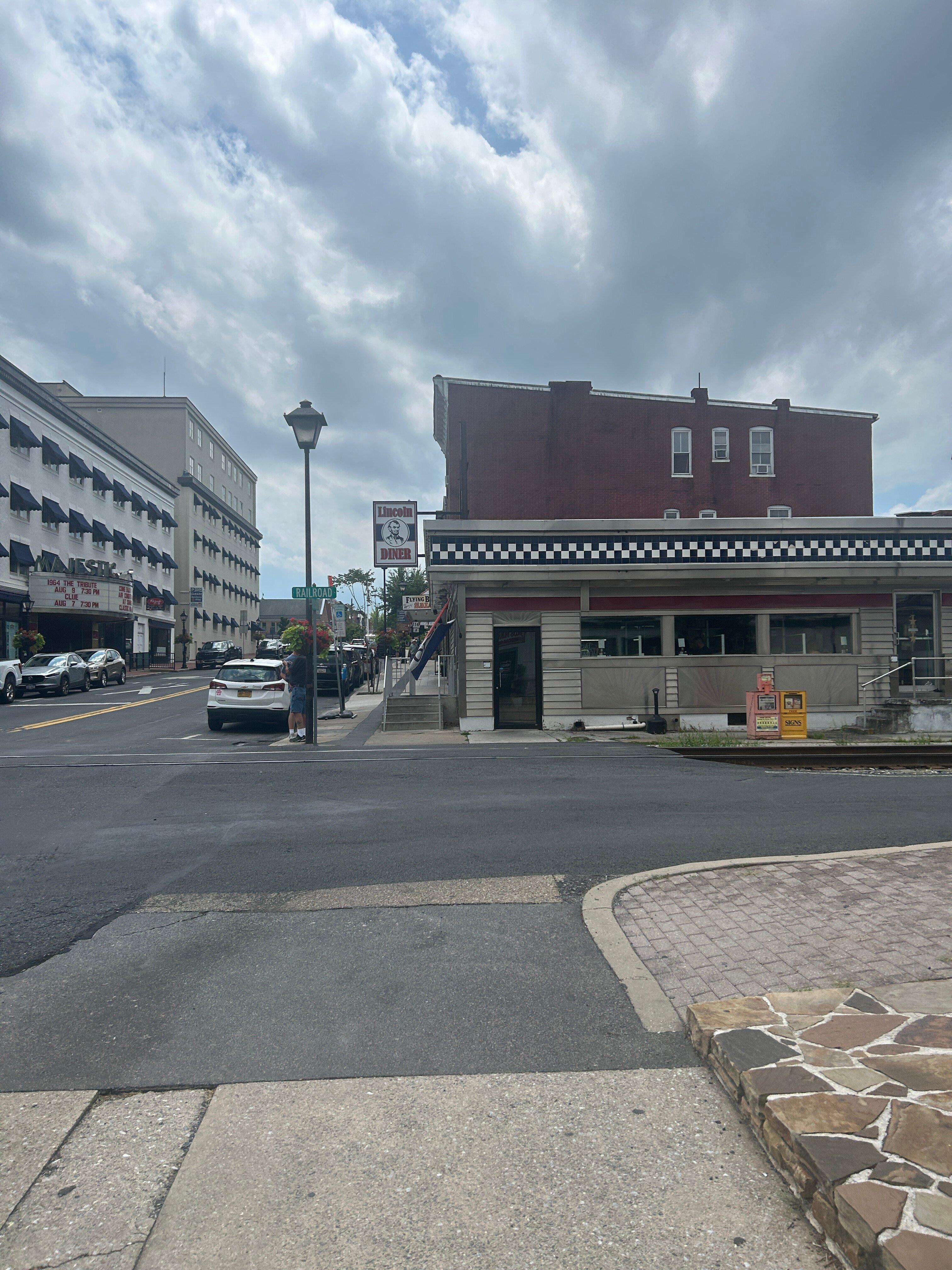 Rebel's Roost Antique Emporium