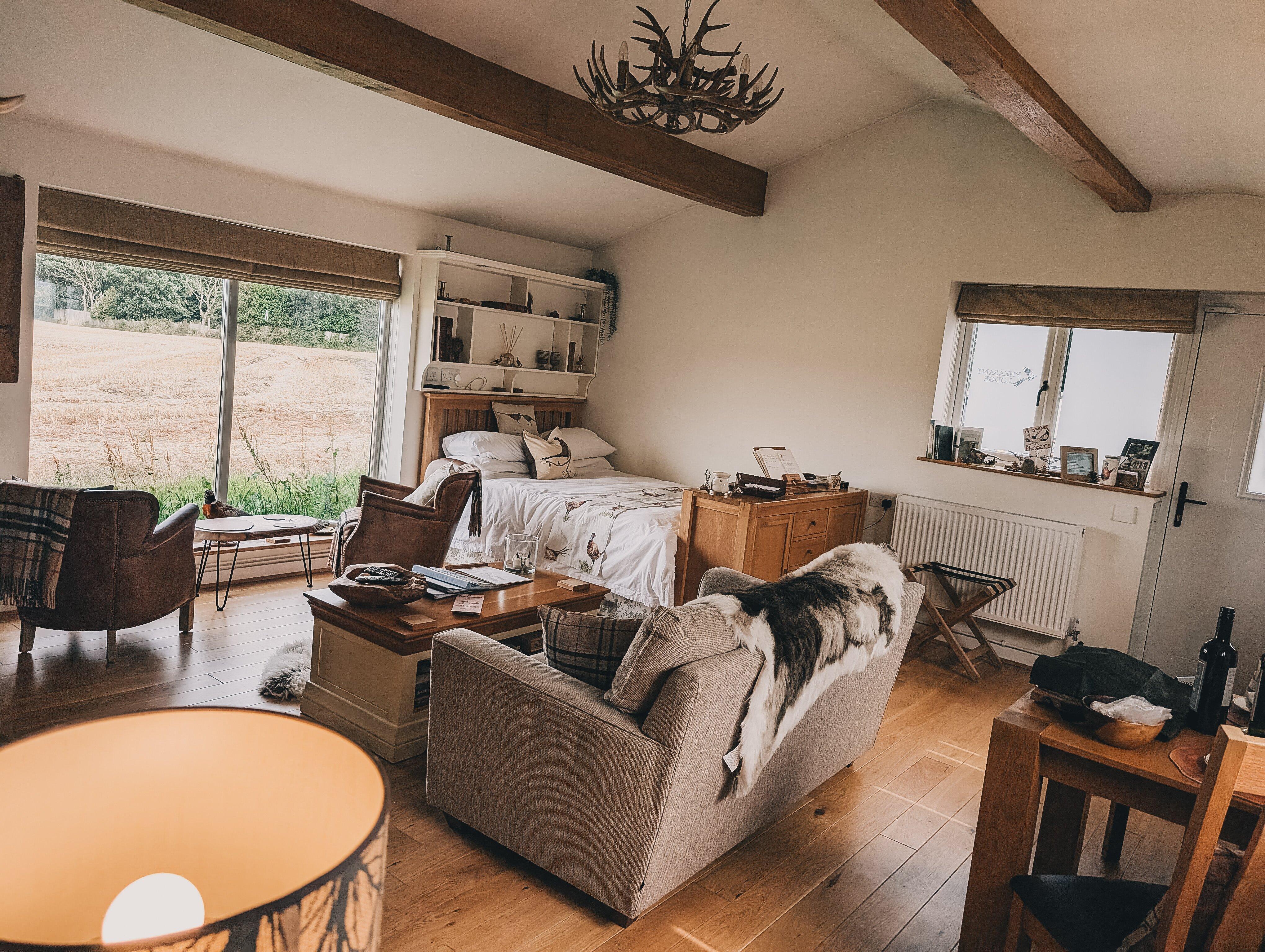 Pheasant Lodge Saint Helens