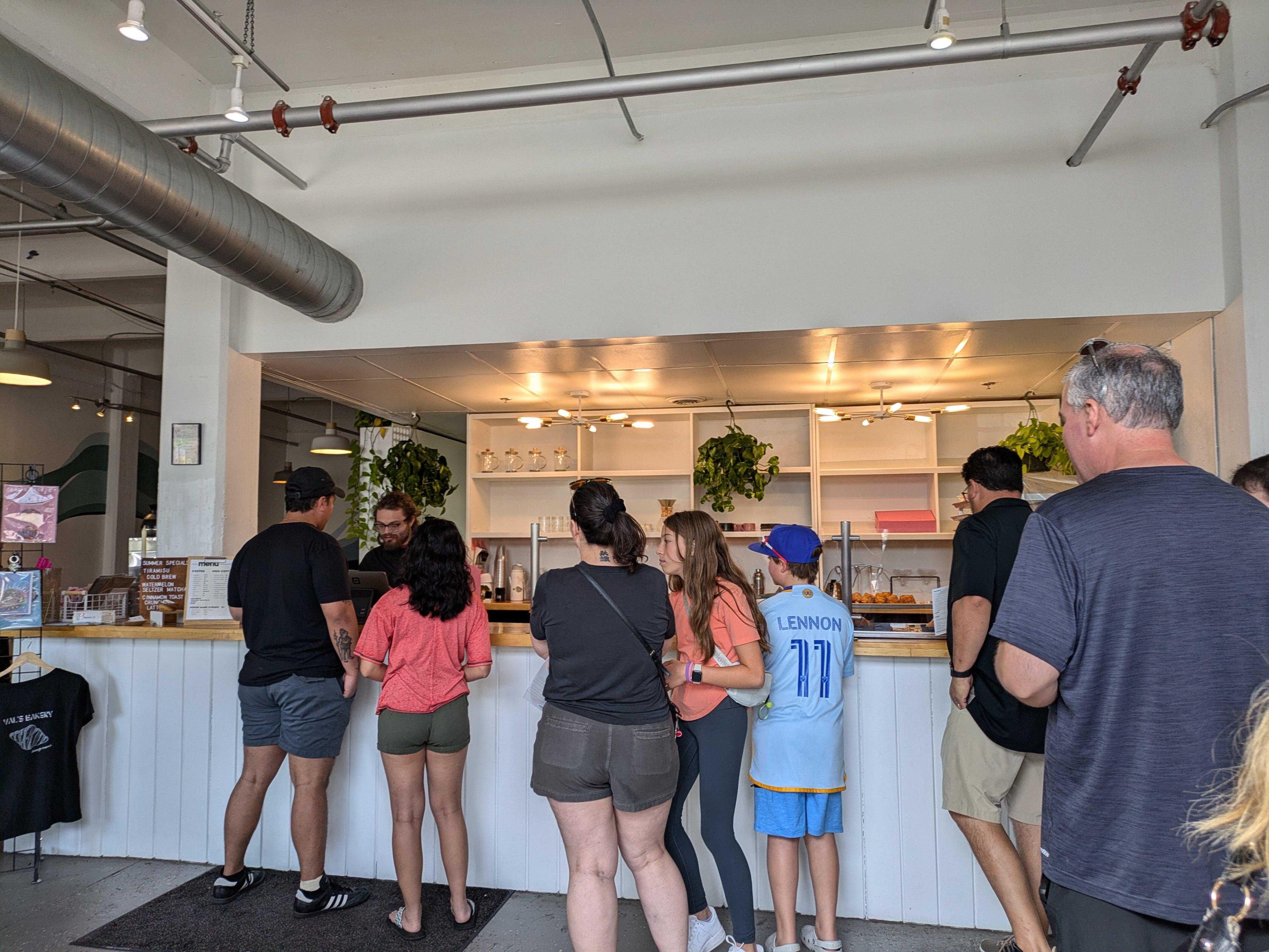 Val's Bakery