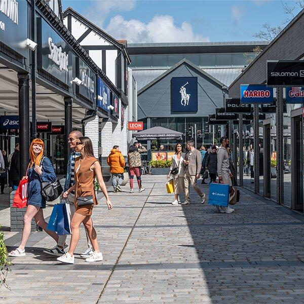 Cheshire Oaks Designer Outlet