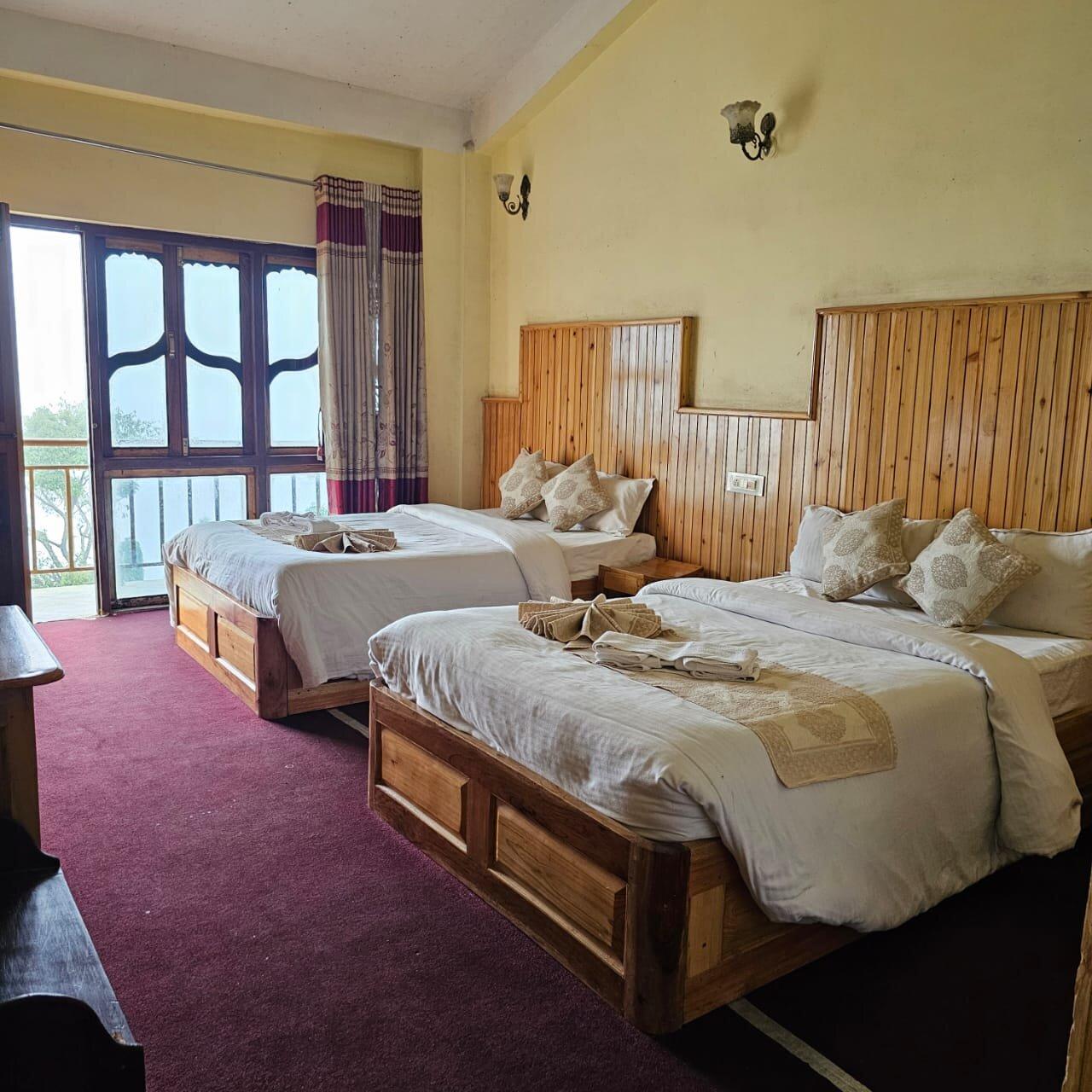 Antu Danda Hotel White House