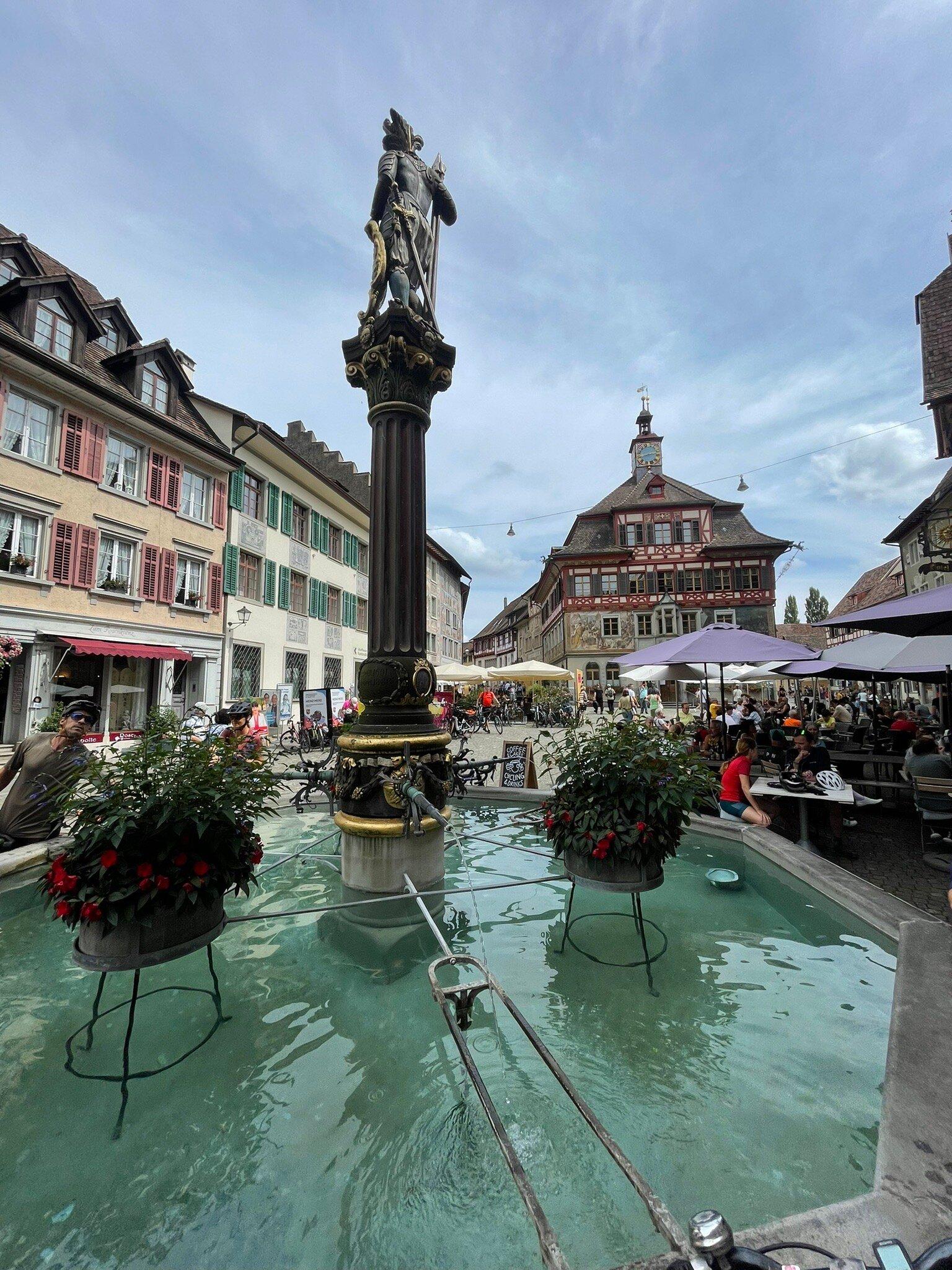 Marktbrunnen - Stadtbrunnen