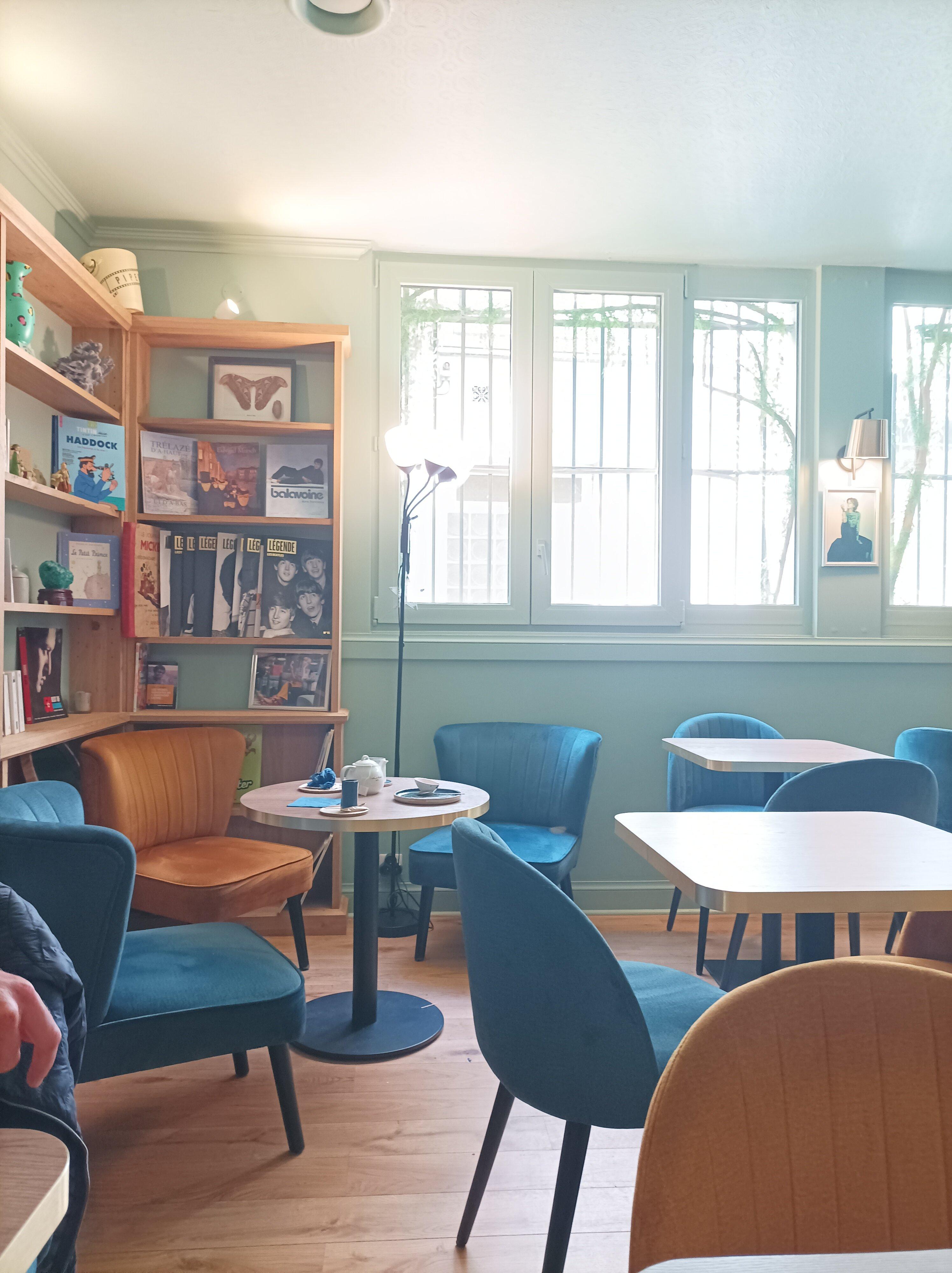 Le Salon Bleu - Restaurant, Coffee Shop