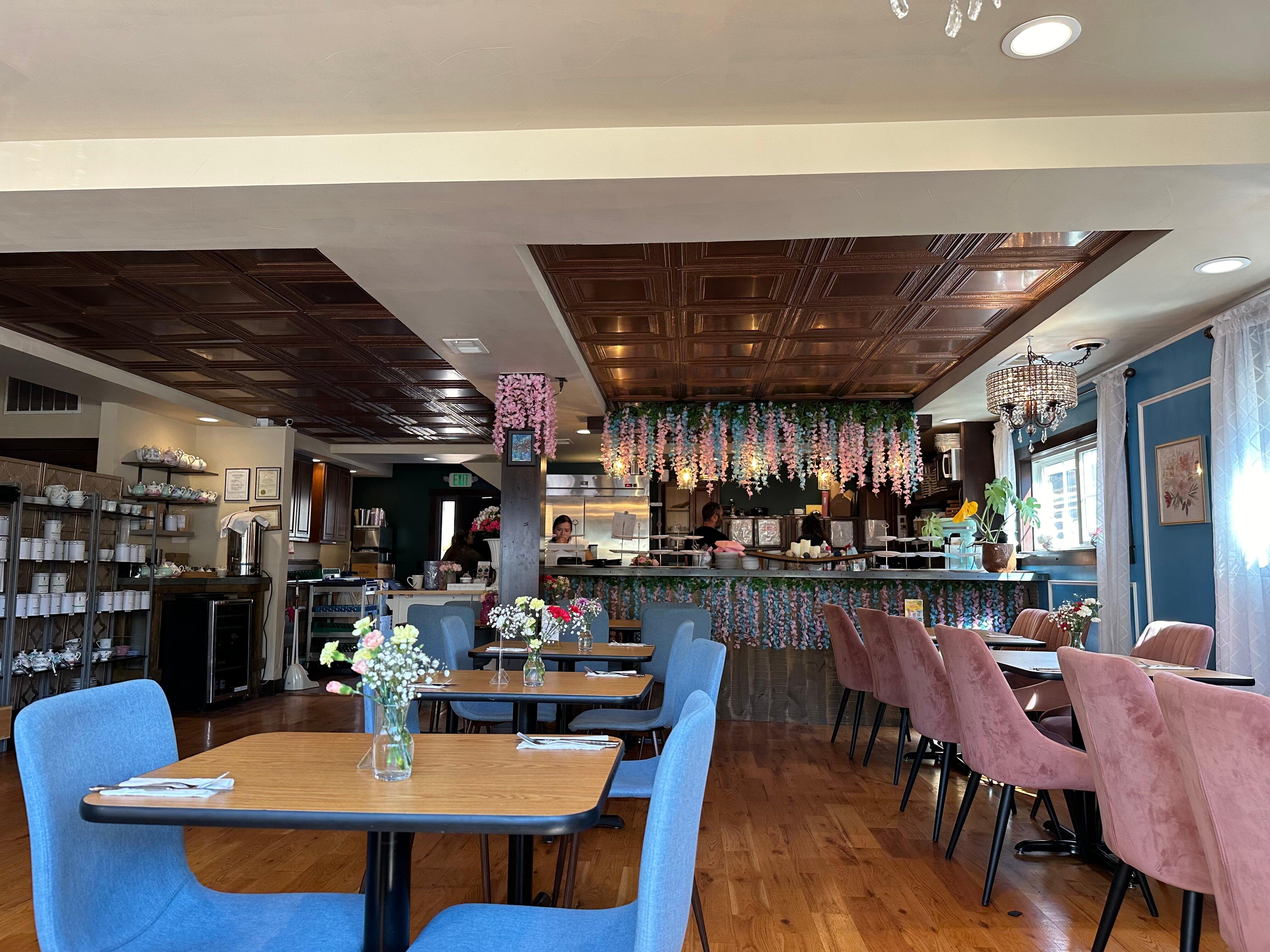 Serenitea's Tea Room