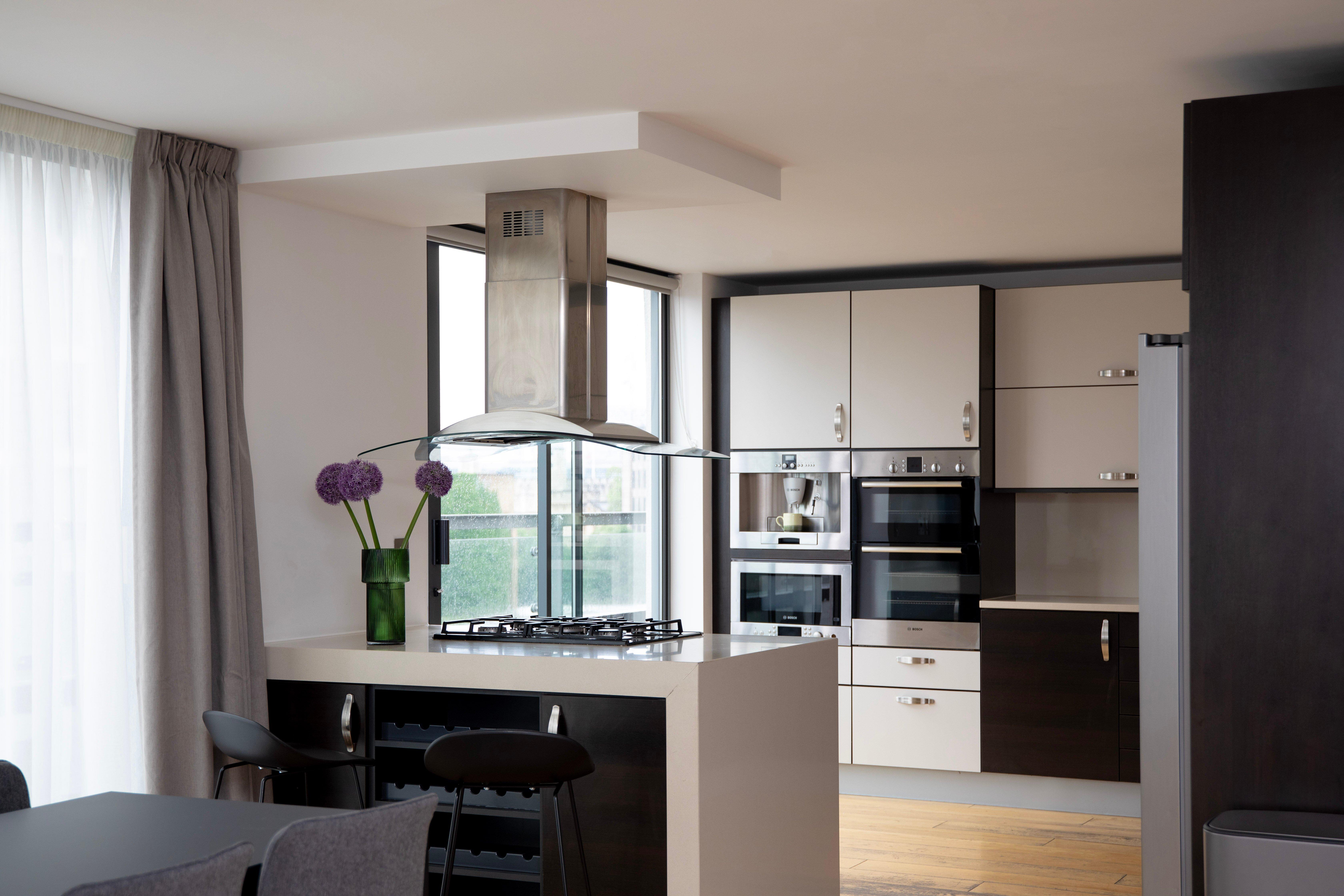 Bob W Tower Hill Residences