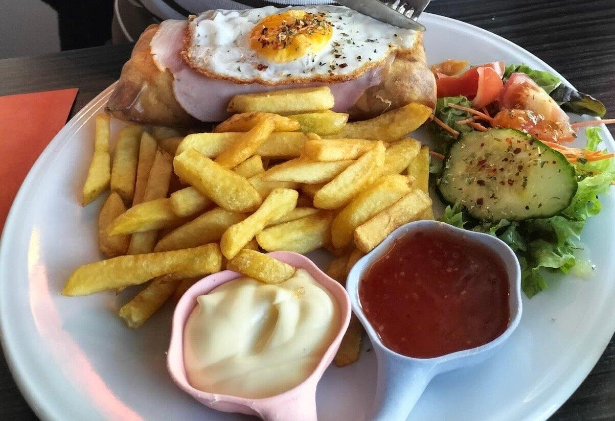 Koffie En Ijssalon Pico Bello