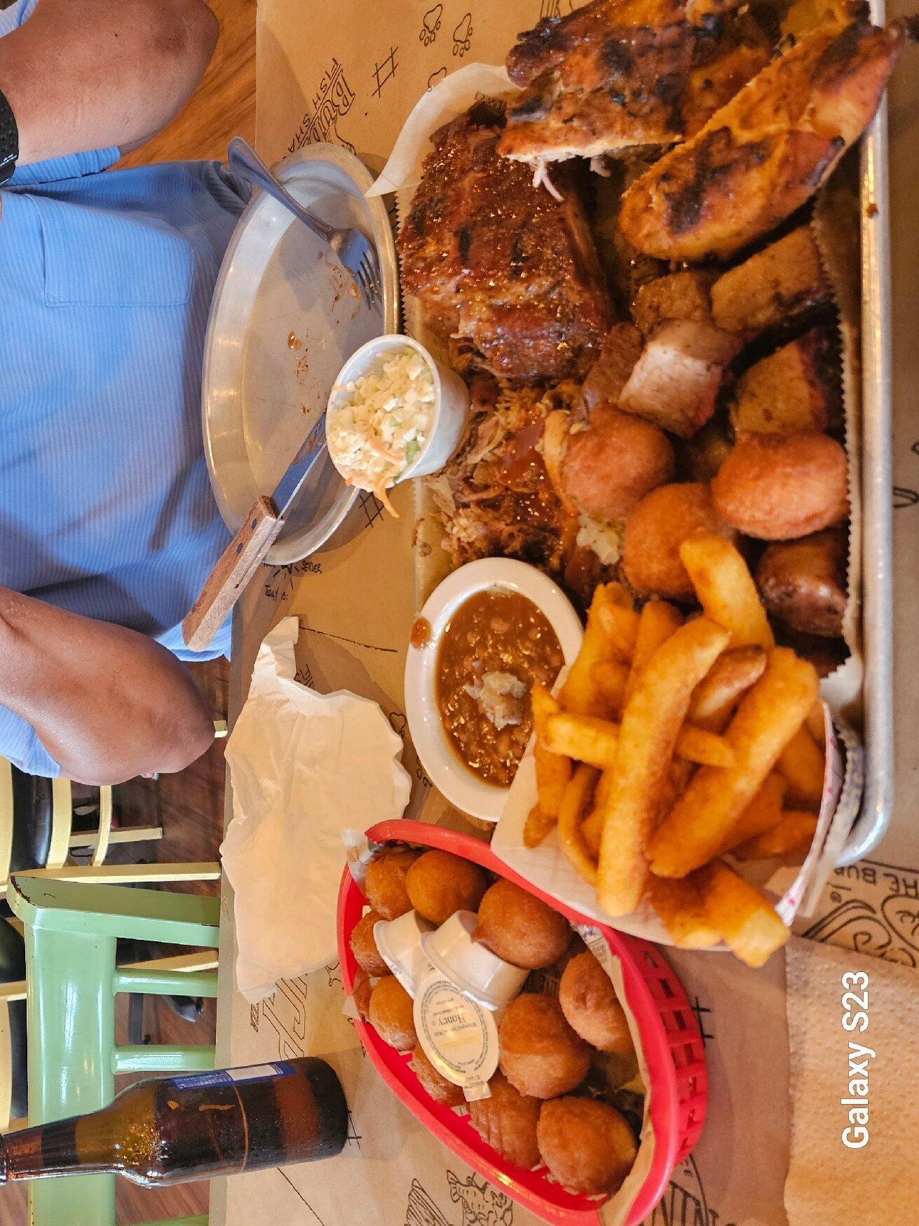 Bubba's Fish Camp & Smokehouse