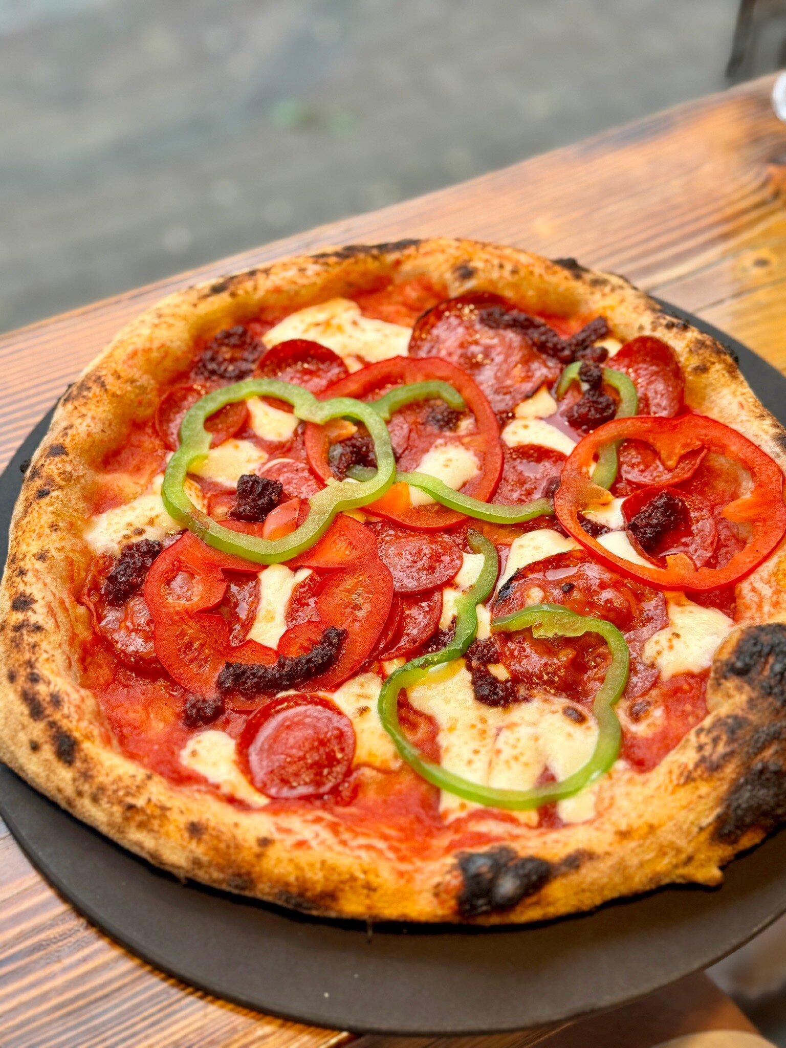 Red House Coffee Bar & Pizzeria