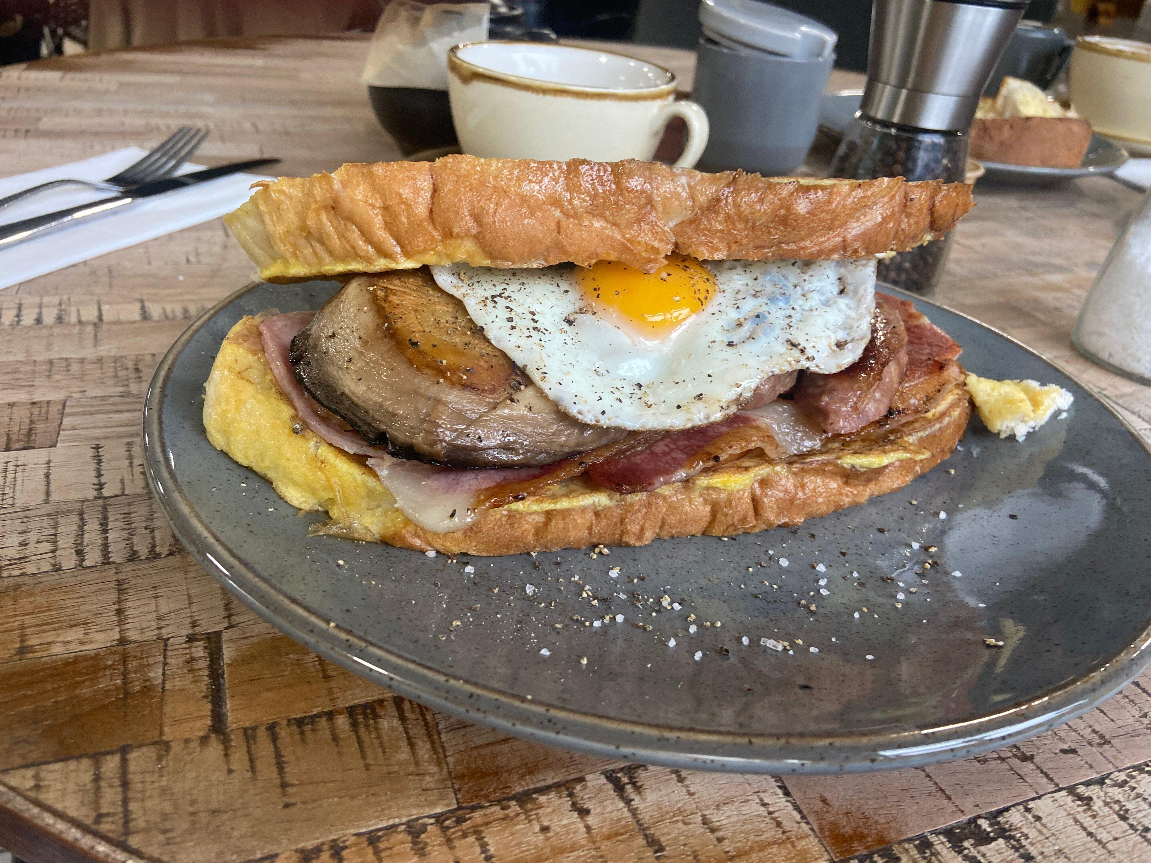 The Running Fox - Longhoughton