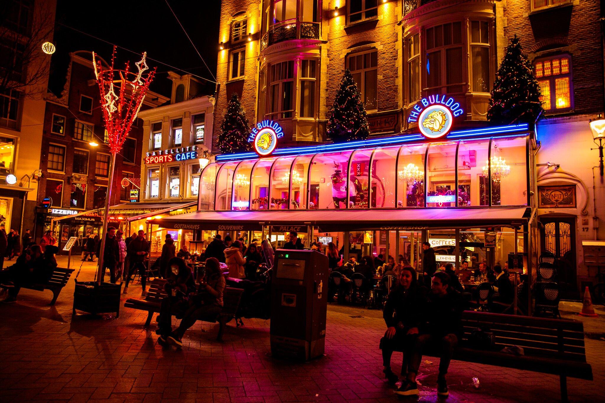 The Bulldog Palace Café