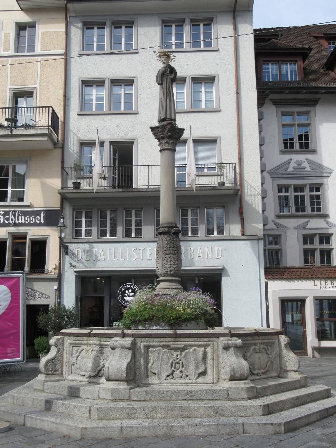 Barfüsserbrunnen am Franziskanerplatz