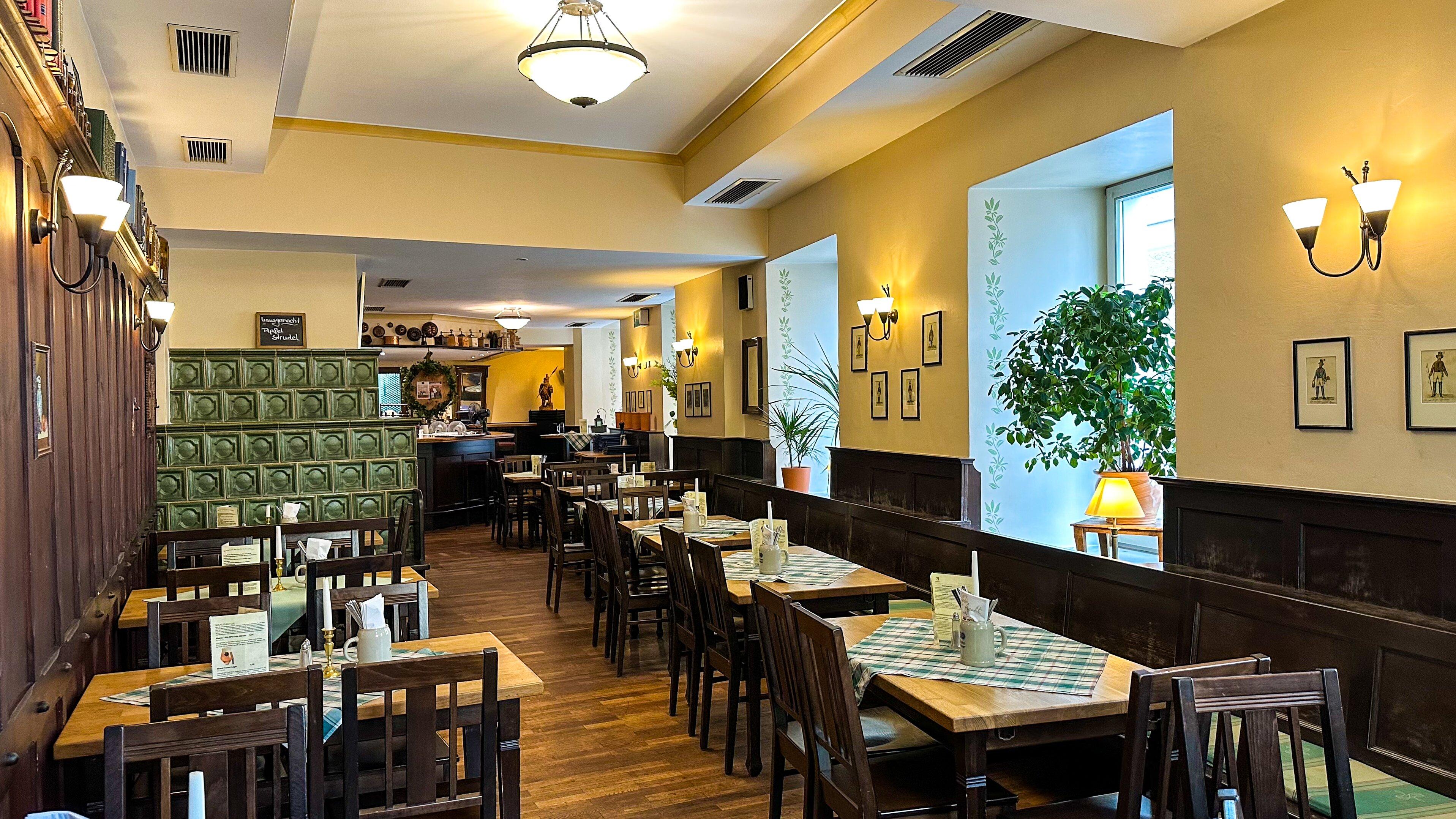 Hacker-Pschorr Wirtshaus im alten Augustiner Kloster