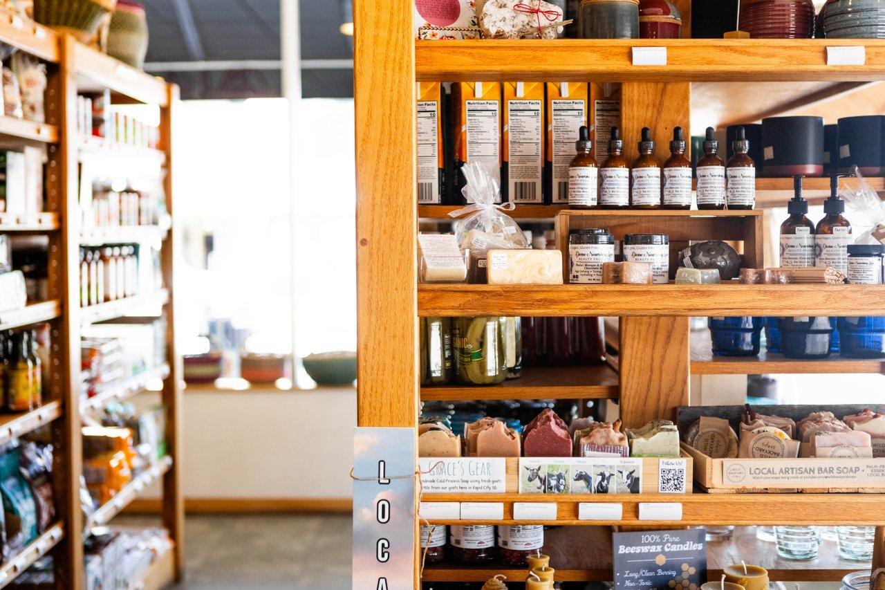 Staple & Spice Market