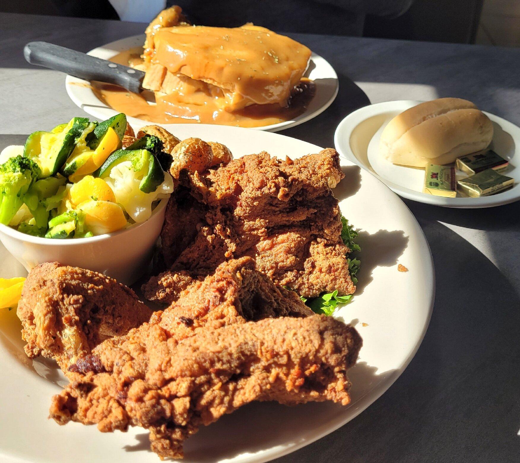 Bizzee Bees Cafe & Pies