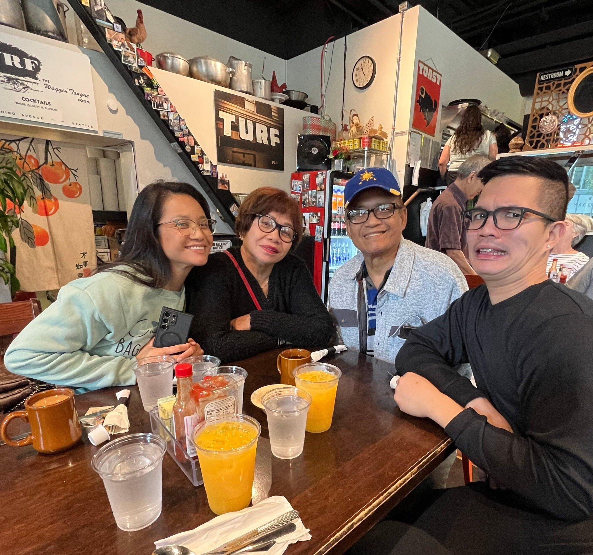 Ludi's Restaurant & Lounge
