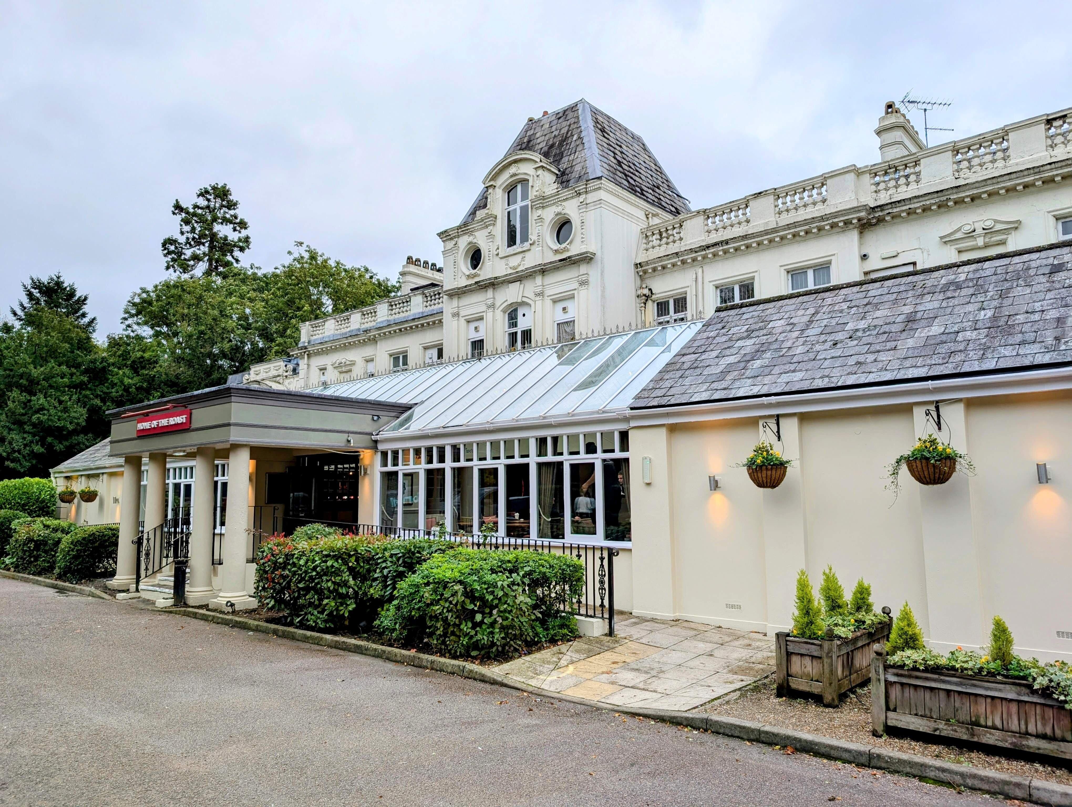 Toby Carvery Whitewebbs House