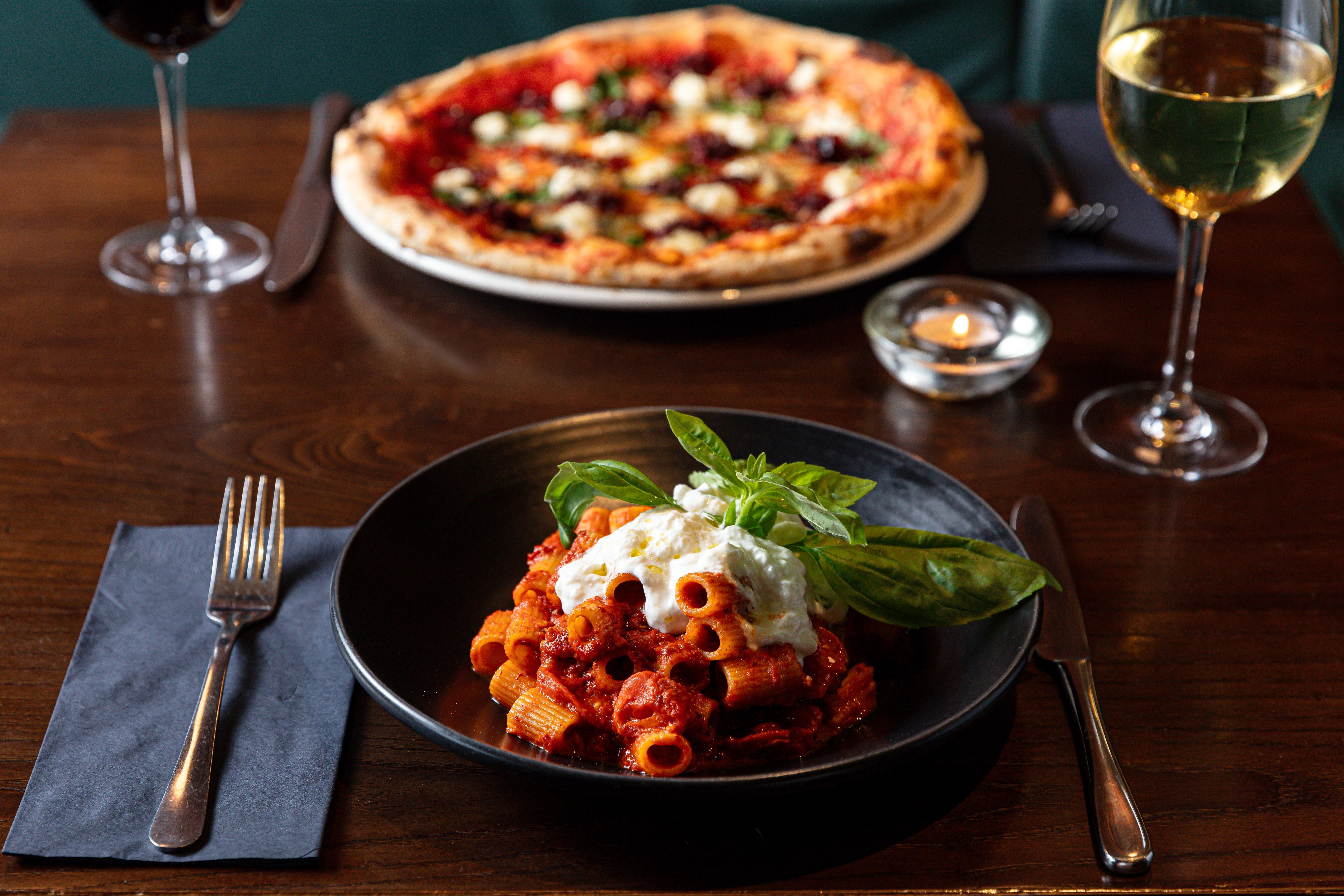 Tomo Pizzeria & Restaurant