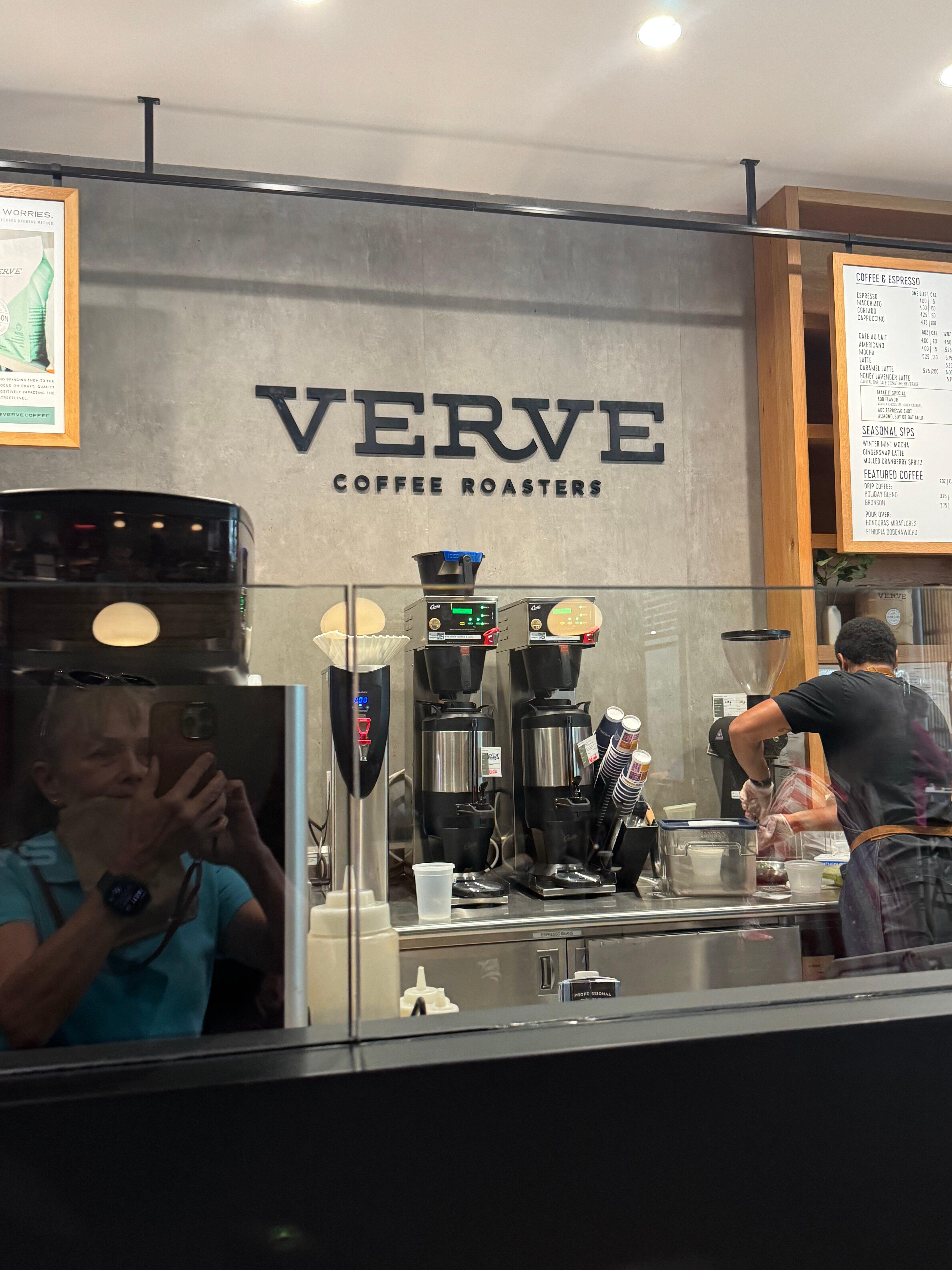 Hyde Park Village Circle