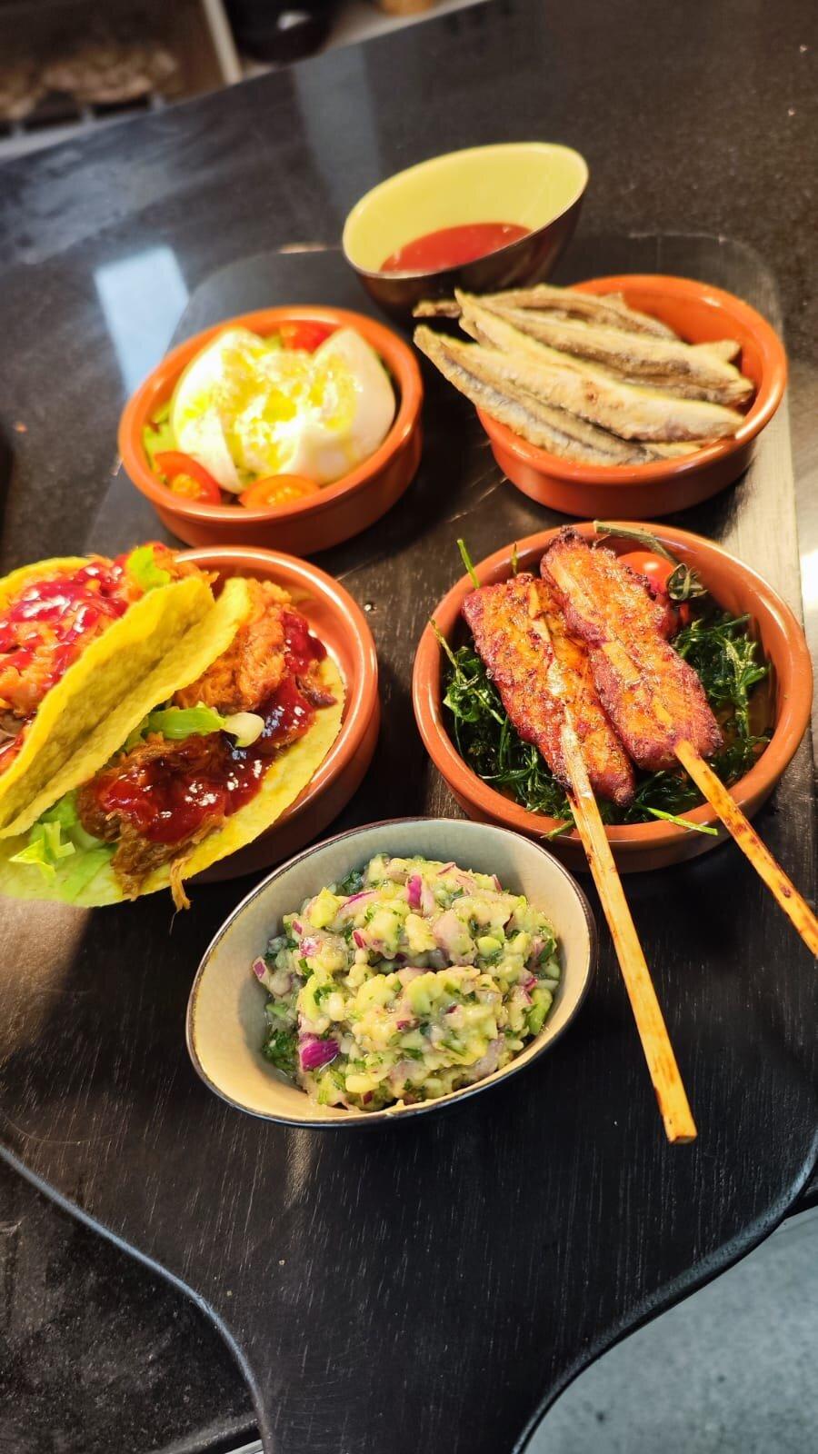 Donello Am Yachthafen