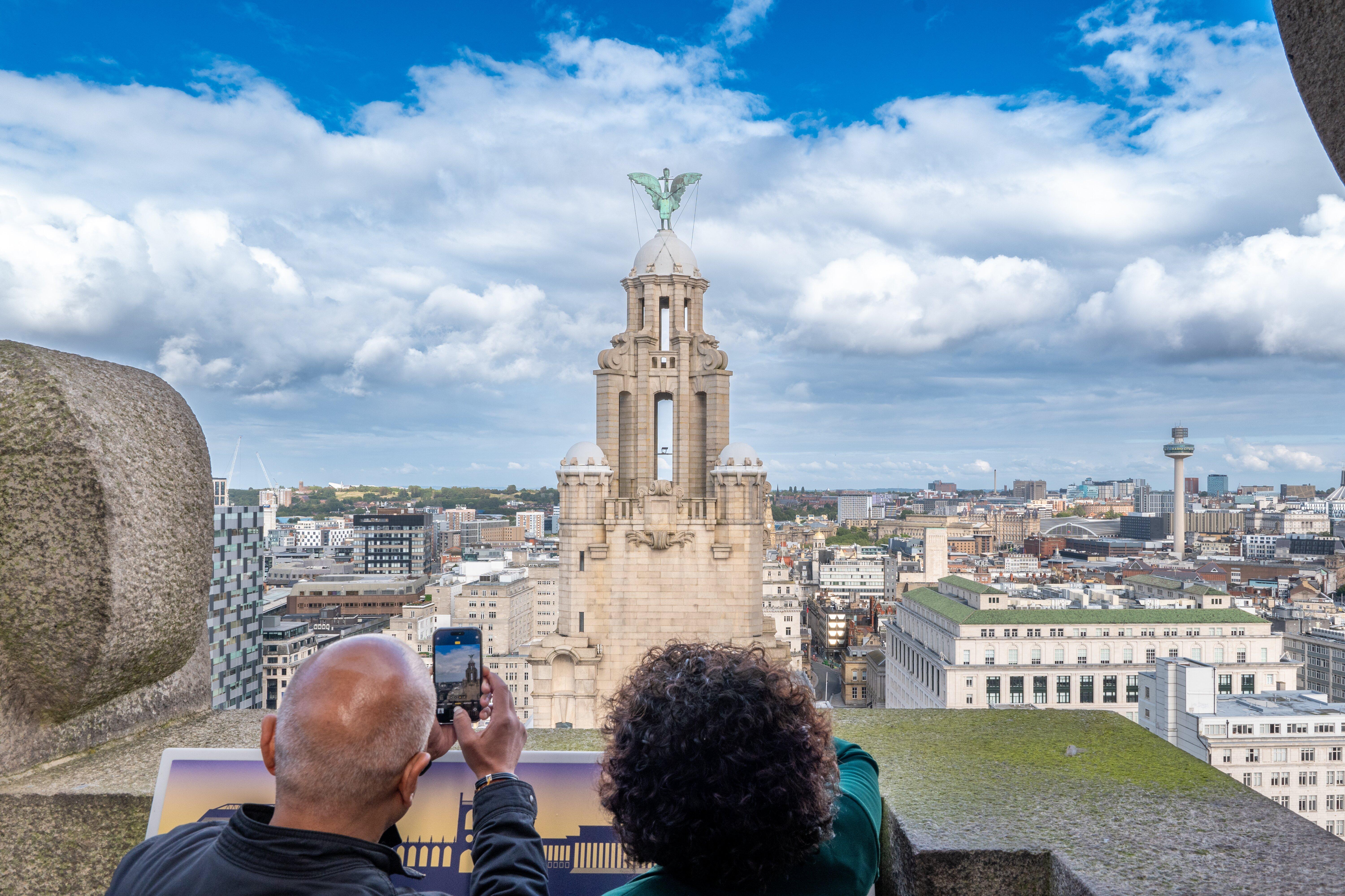 Royal Liver Building 360 Tour