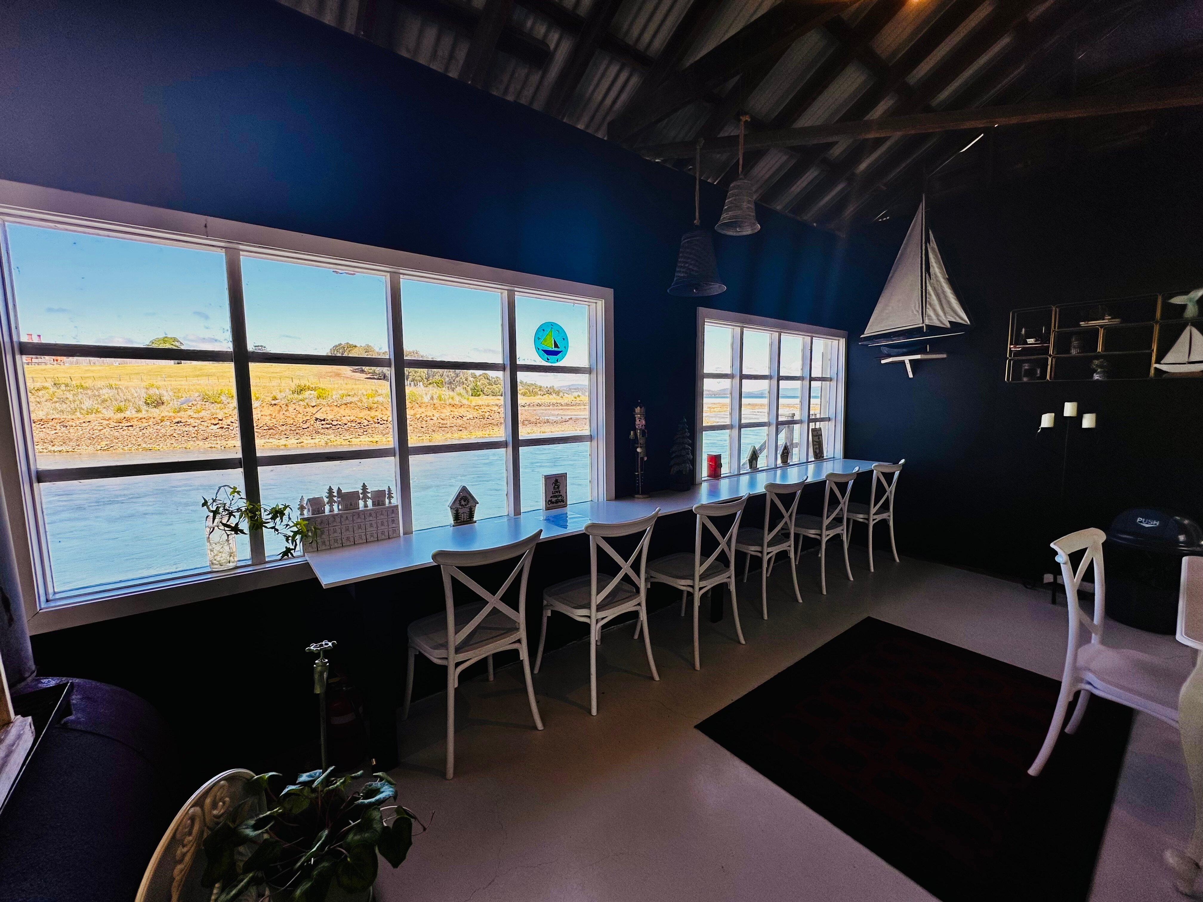 Dunalley Bay Distillery - Eat & Drink