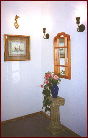 Ambassador Inn Downtown Toronto Bed and Breakfast