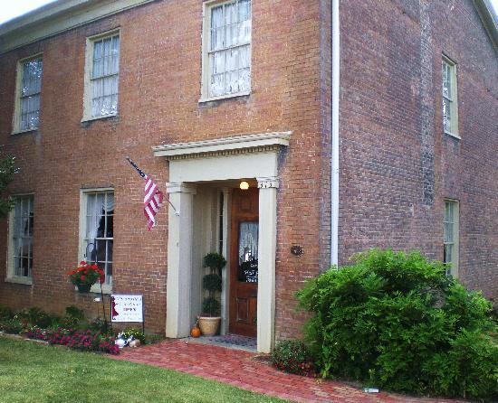 Hall Place Bed & Breakfast