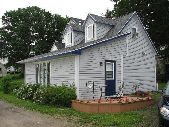 Montague Row Bed & Breakfast