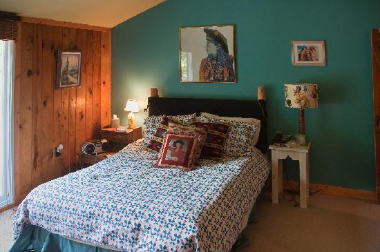 Kate's Lazy Meadow Motel