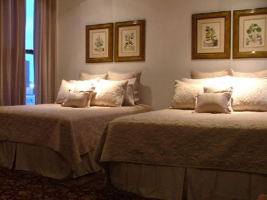 Grand Center Inn