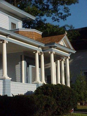 Bayfield Heritage Tours