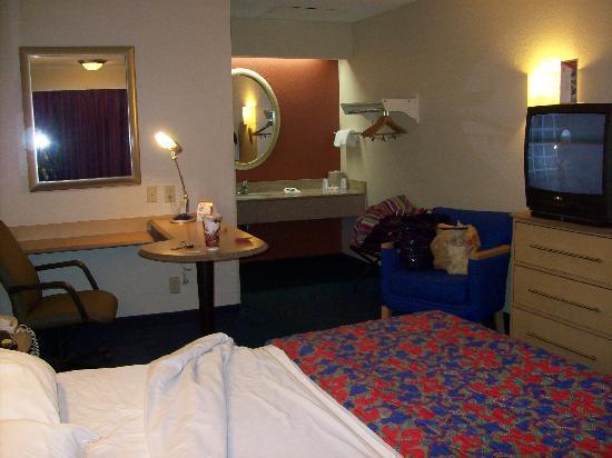 Red Roof Inn Rochester - Henrietta