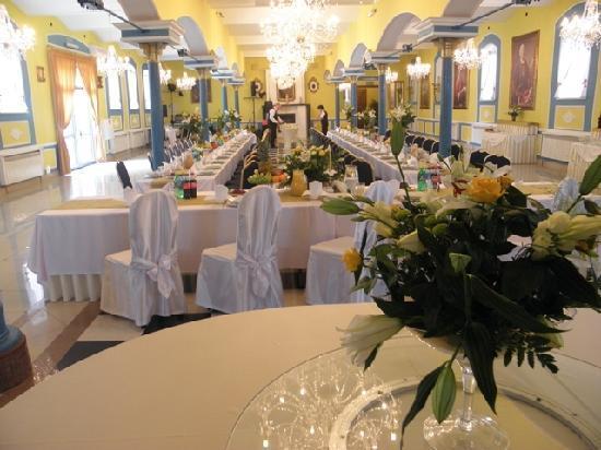 Hotel Komfort Inn Dwor Hubertus