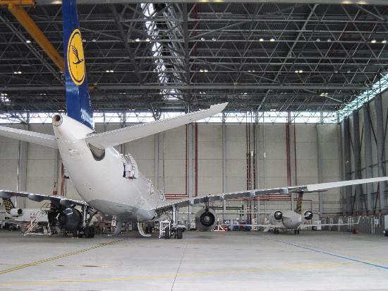 Airport-Touren am Düsseldorfer Flughafen